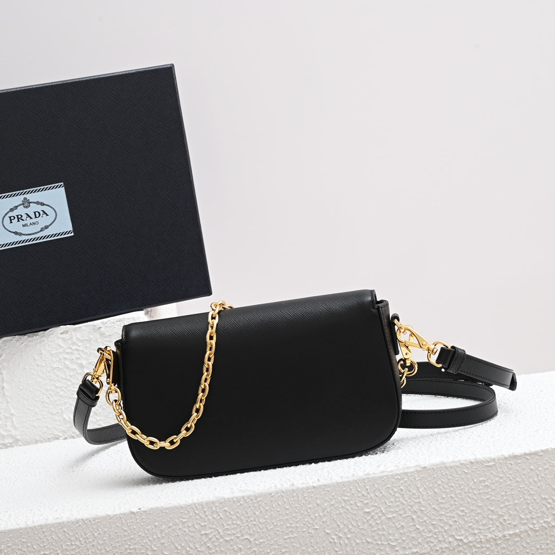 MINI FLAP BAG 20 IN BLACK SAFFIANO LEATHER GOLD HARDWARE mysite