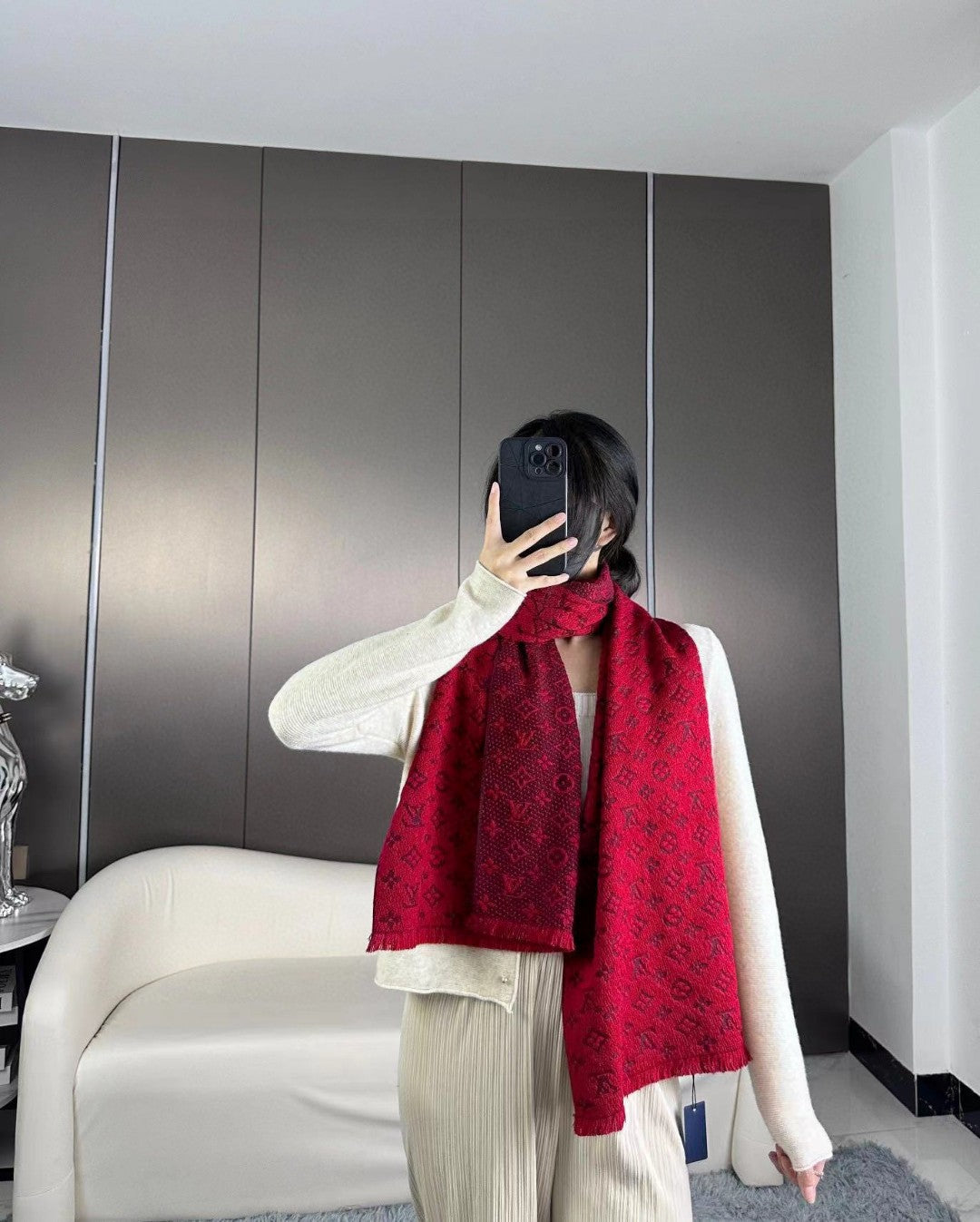 SCARF 180 CM IN HIBISCUS RED CLASSIC MONOGRAM CASHMERE 396438 mysite