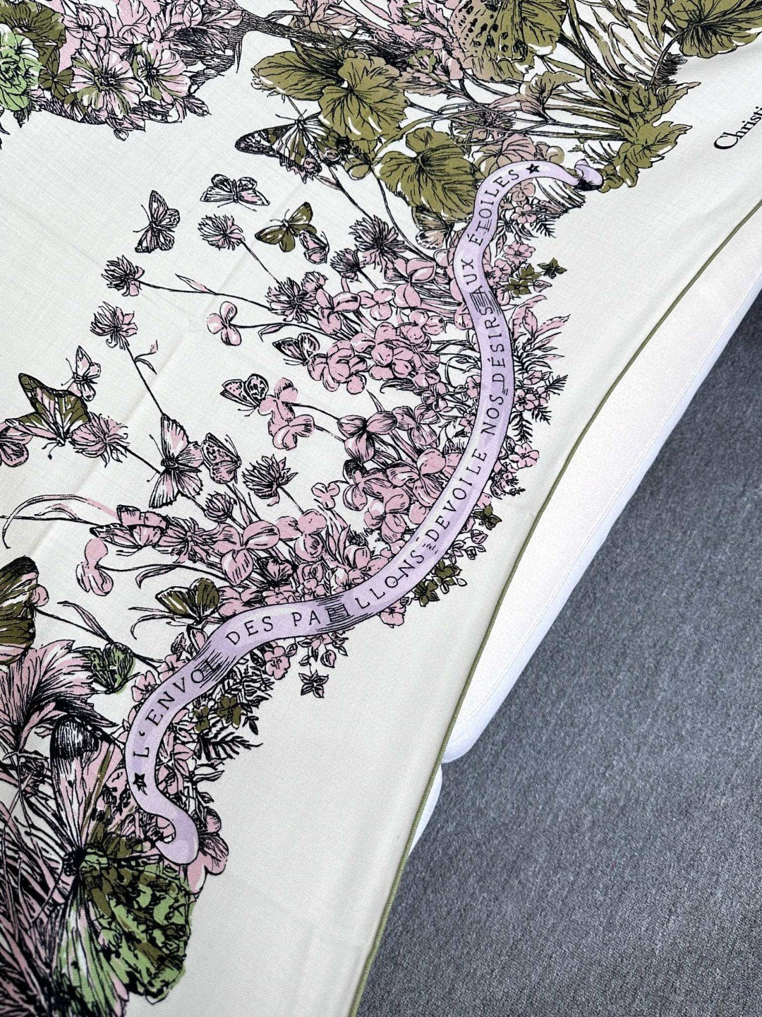 SQUARE SCARF 140 CM IN COLORFUL CASHMERE AND SILK 403836 mysite