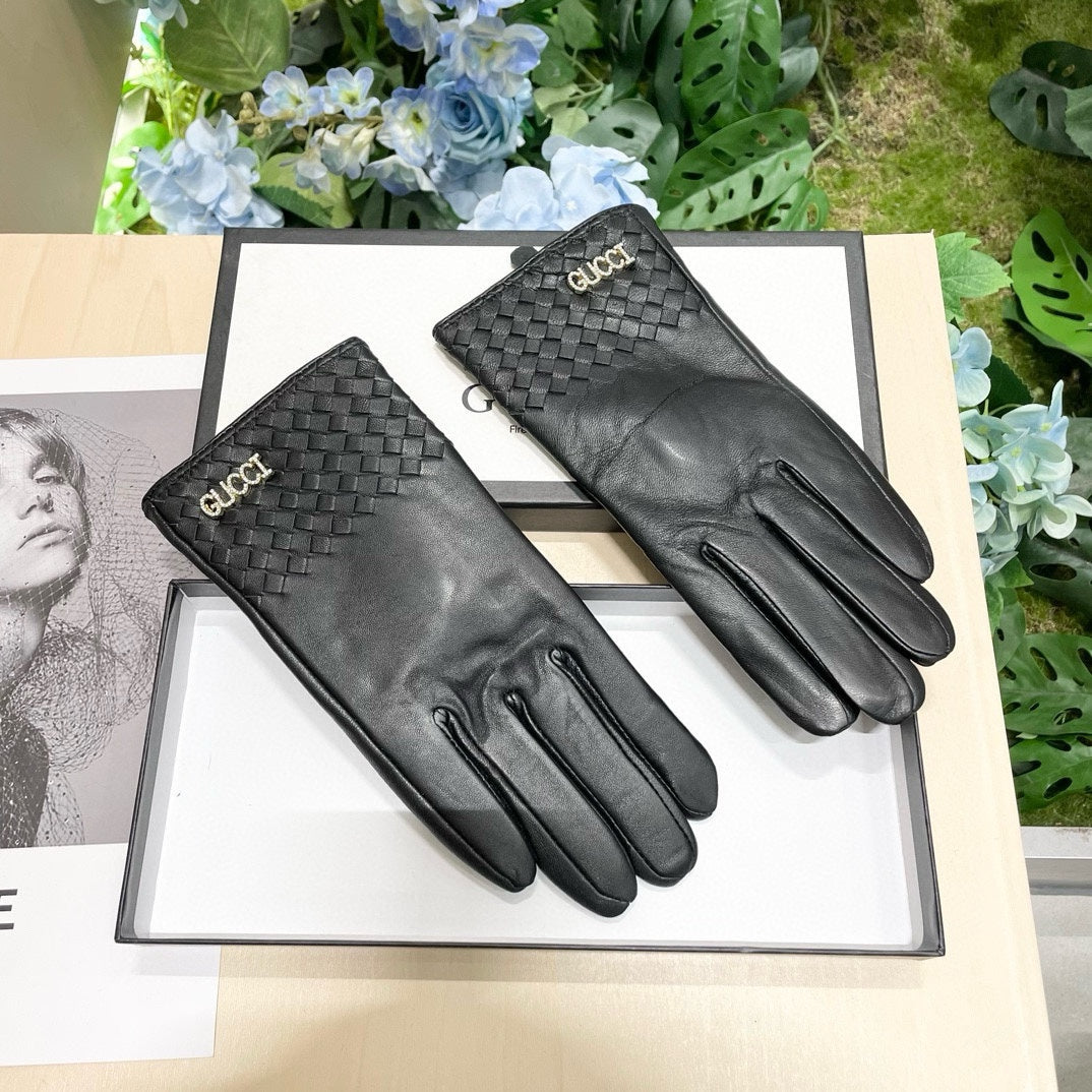GLOVES IN BLACK SHEEPSKIN 456295 mysite