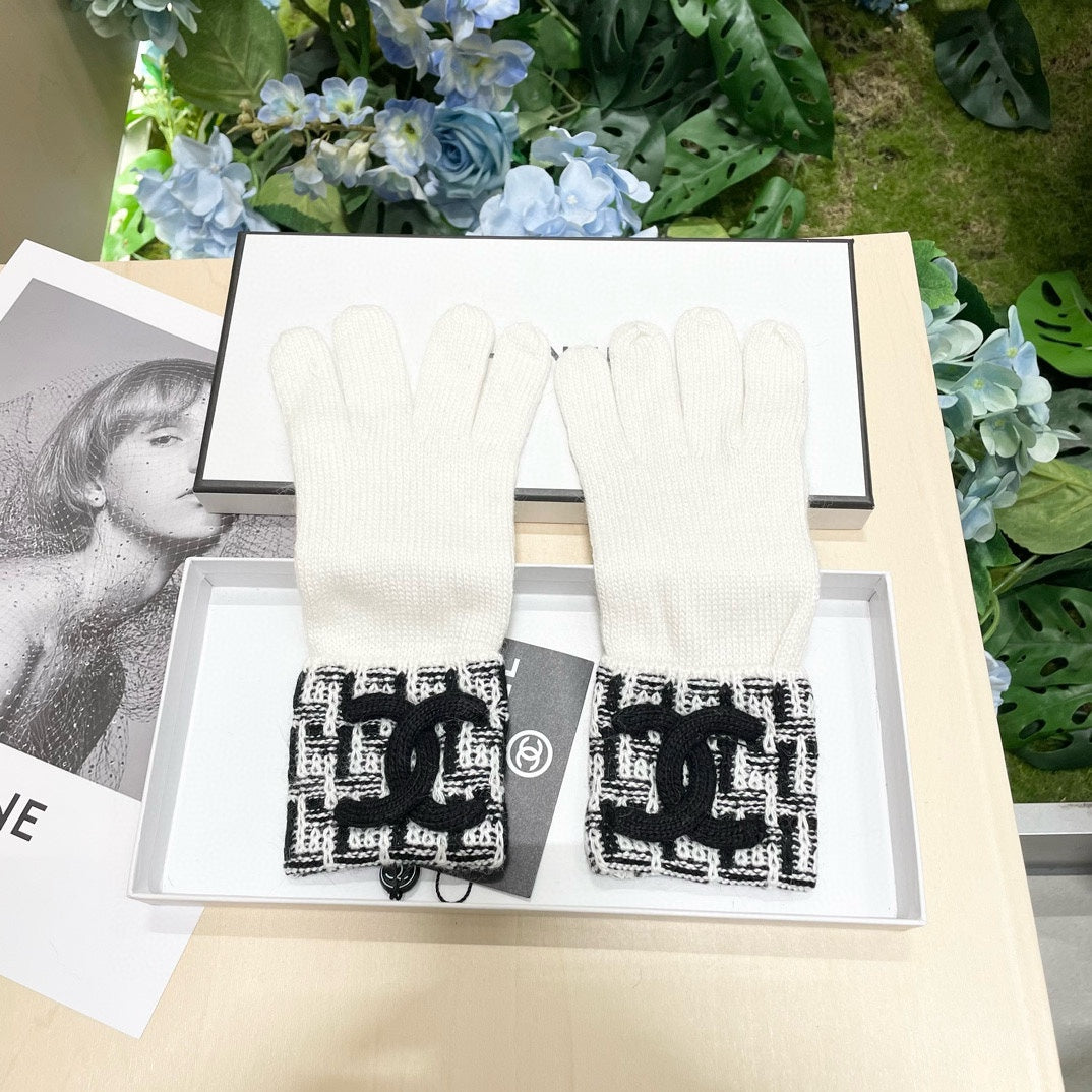 GLOVES IN WHITE MIX BLACK WOOL KNIT 462430 mysite