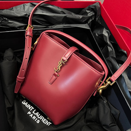 Le 37 Bucket Bag 15cm Red Gold Cowhide mysite