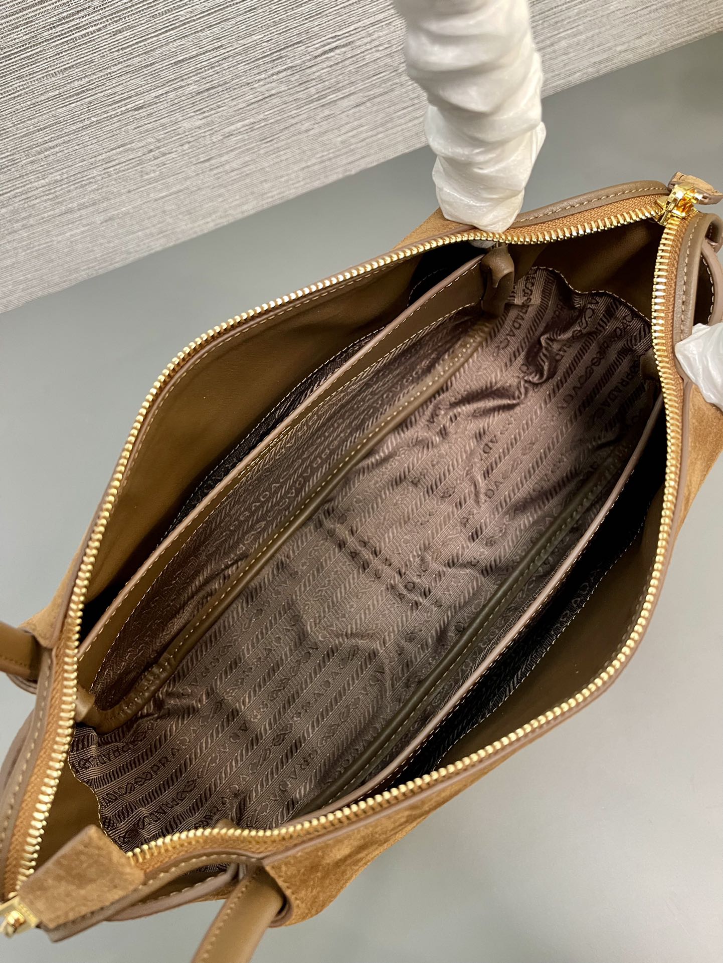 SHOULDER BAG 28 IN TAWNY BROWN SUEDE GOLD LOGO mysite