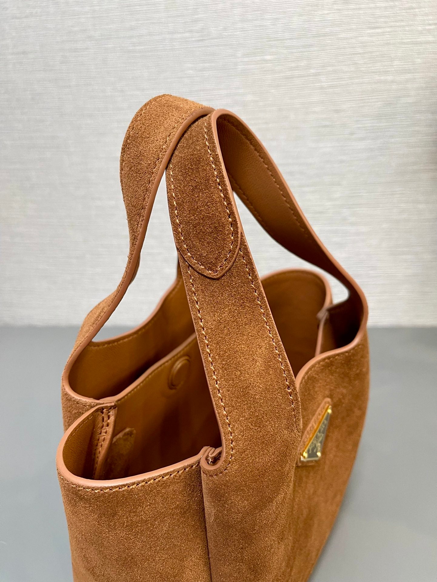 MINI TOTE BAG 18 IN RED BROWN SUEDE GOLD LOGO mysite