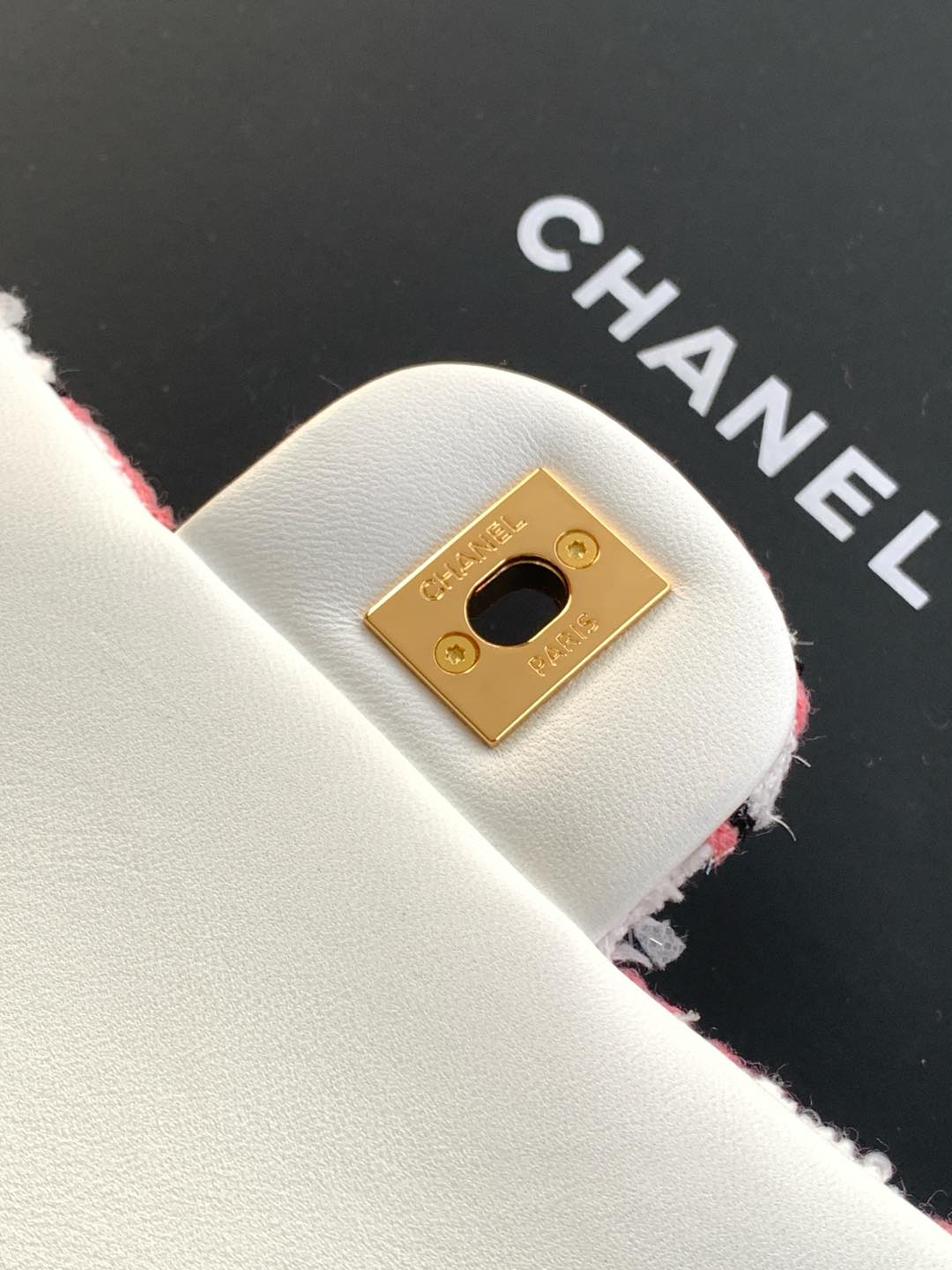 CC 25C Pink White Black Tweed Gold Hardware mysite
