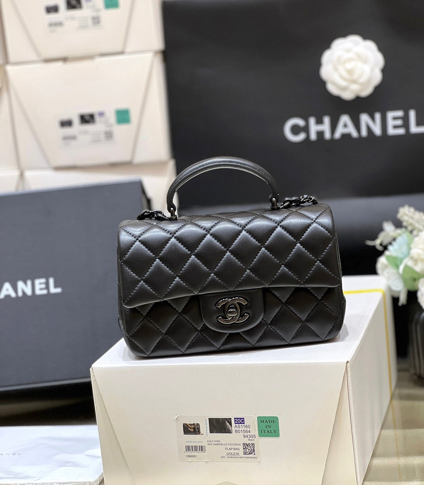 25C Mini Flap Bag Top Handle 20cm Black Lambskin Black Hardware mysite