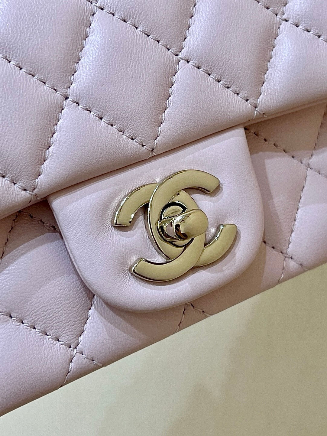 CC 24K Mini Flap Bag 18cm Light Pink Lambskin Gold Hardware mysite