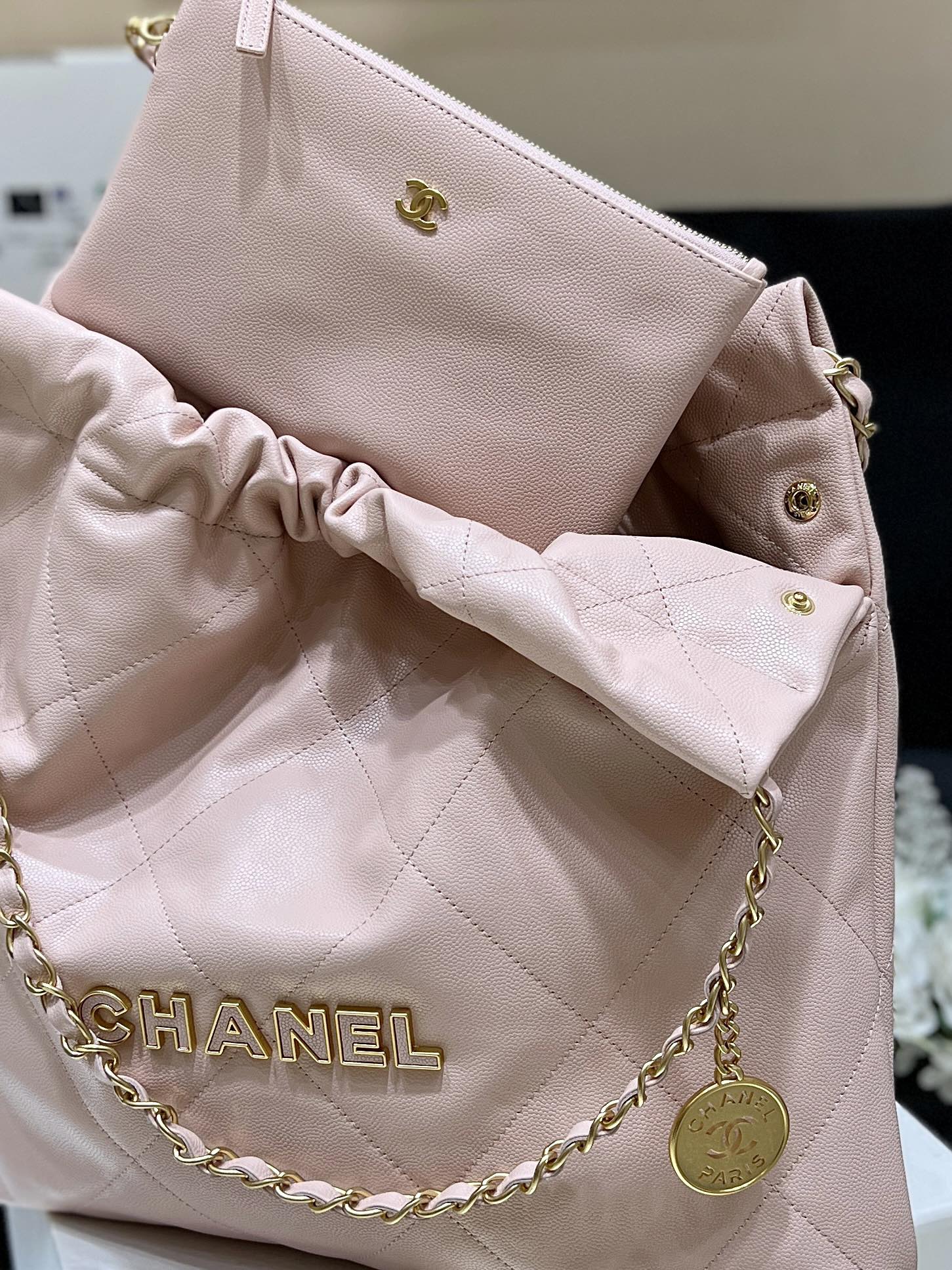 CC 24K Hobo 22 Bag Light Pink Grained Calfskin mysite