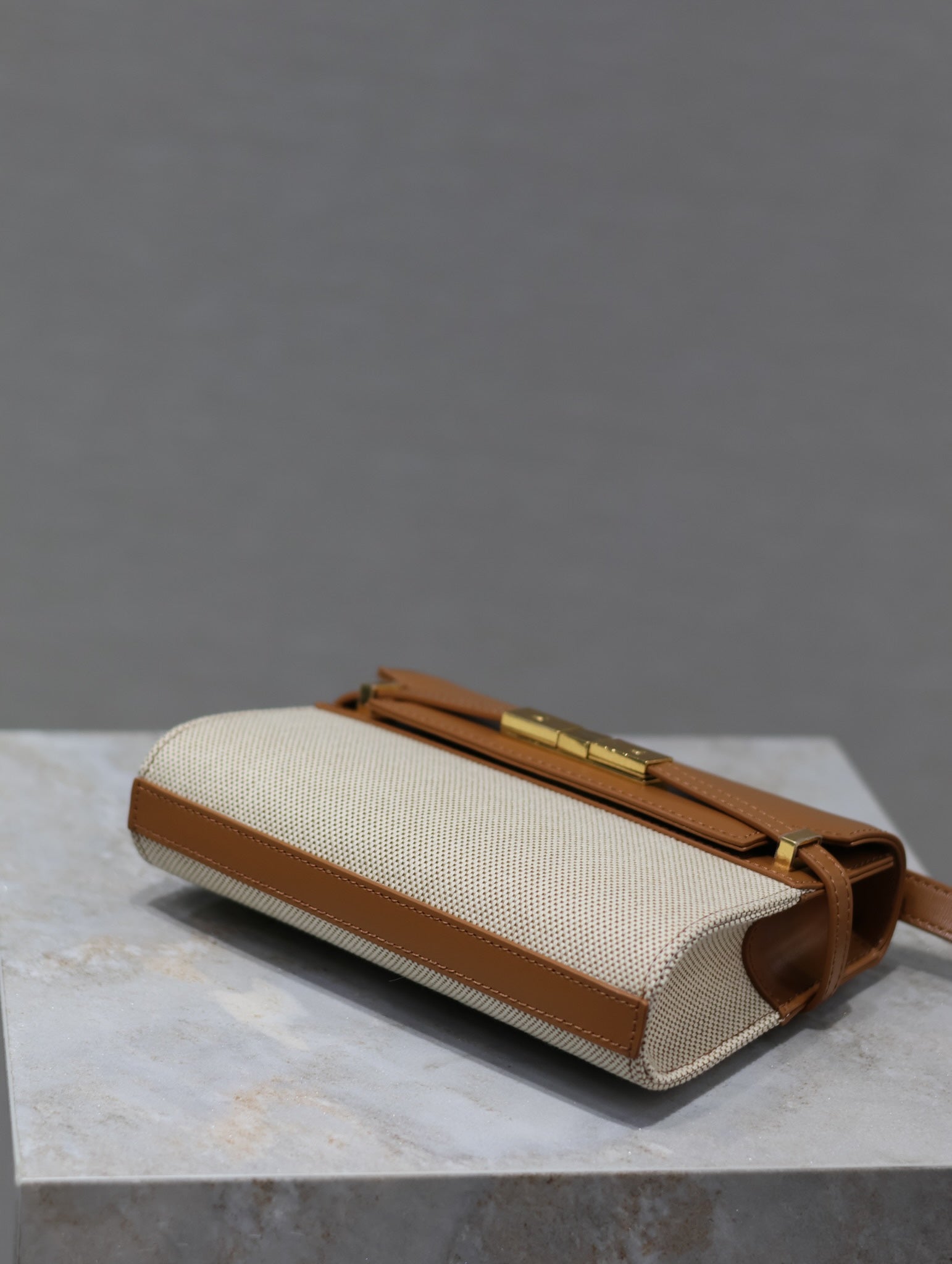 MANHATTAN MINI 19 IN WHITE CANVAS AND BROWN LAMBSKIN GOLD BUCKLE mysite