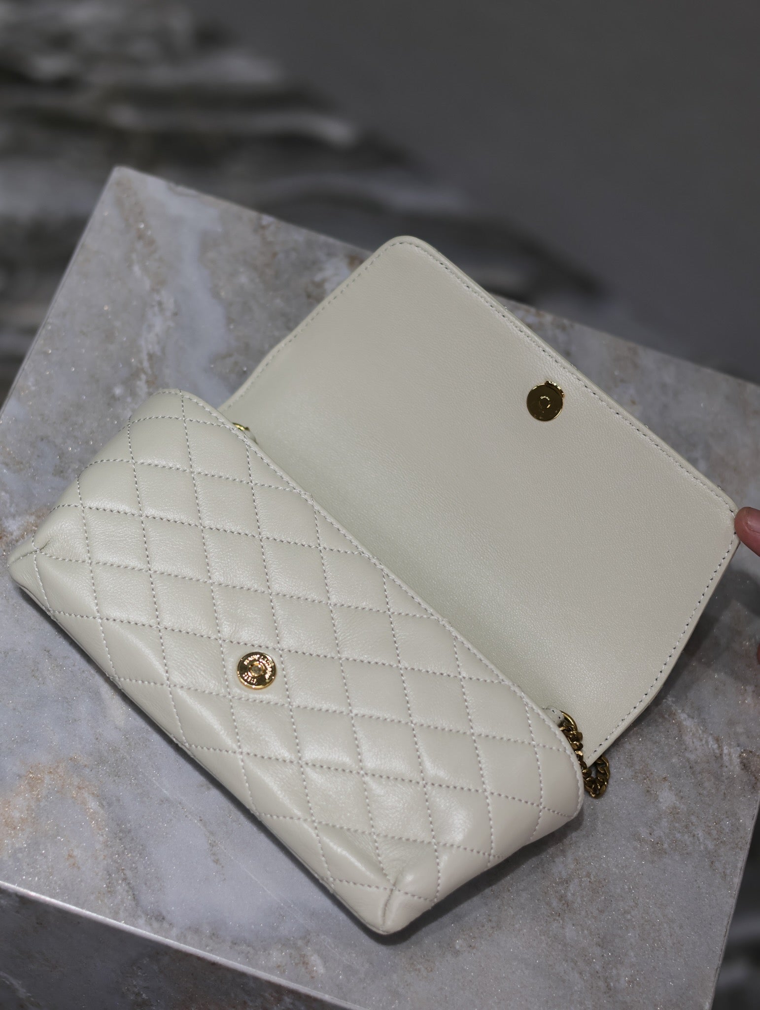 Prada Gaby Phone Bag 19cm White Quilted Leather GHW mysite