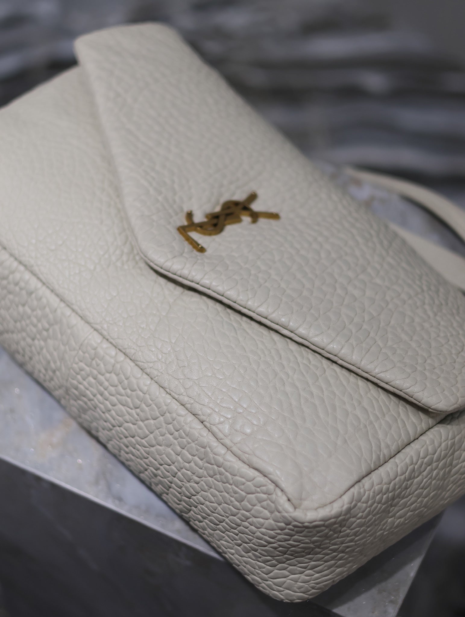 CALYPSO BAG 35 IN WHITE LAMBSKIN GOLD HARDWARE mysite