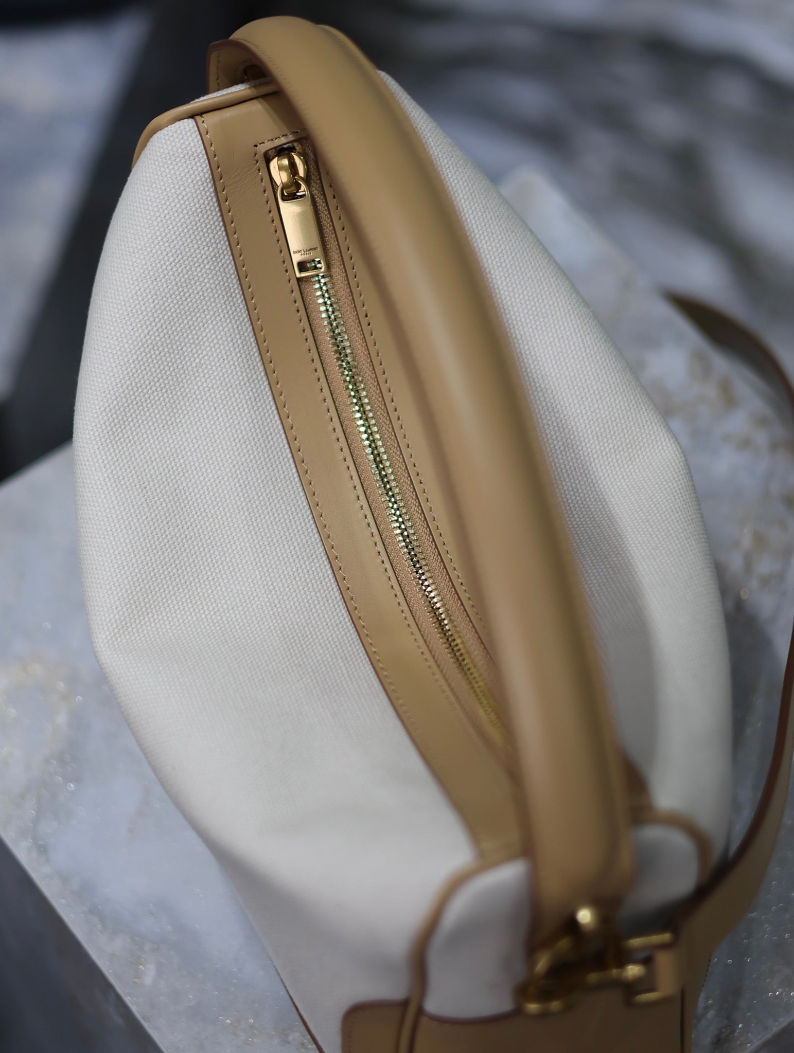 CAMERA SUPPLE BAG 28 IN WHITE CANVAS AND BROWN CALFSKIN TRIM mysite