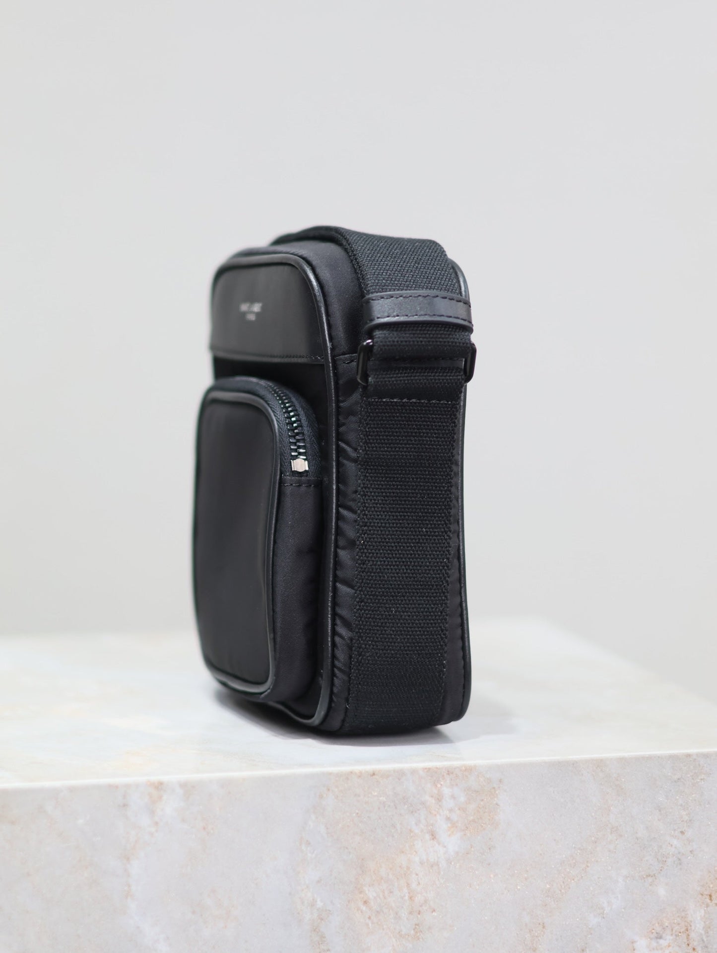 CITY MINI CAMERA BAG 18 IN BLACK ECONYL mysite