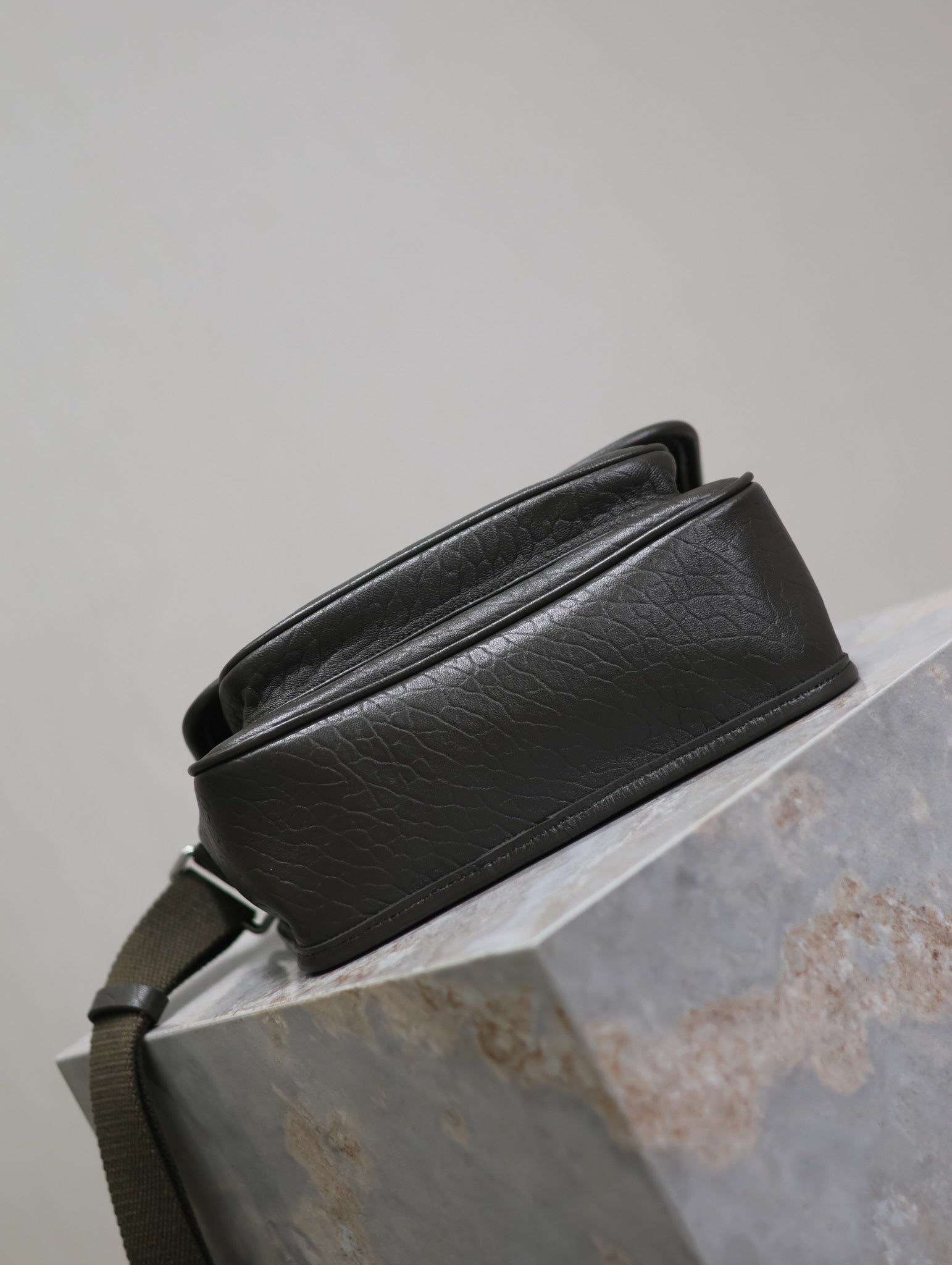 NIKI BABY 22 IN UNIFORM GREEN LAMBSKIN SILVER LOGO mysite