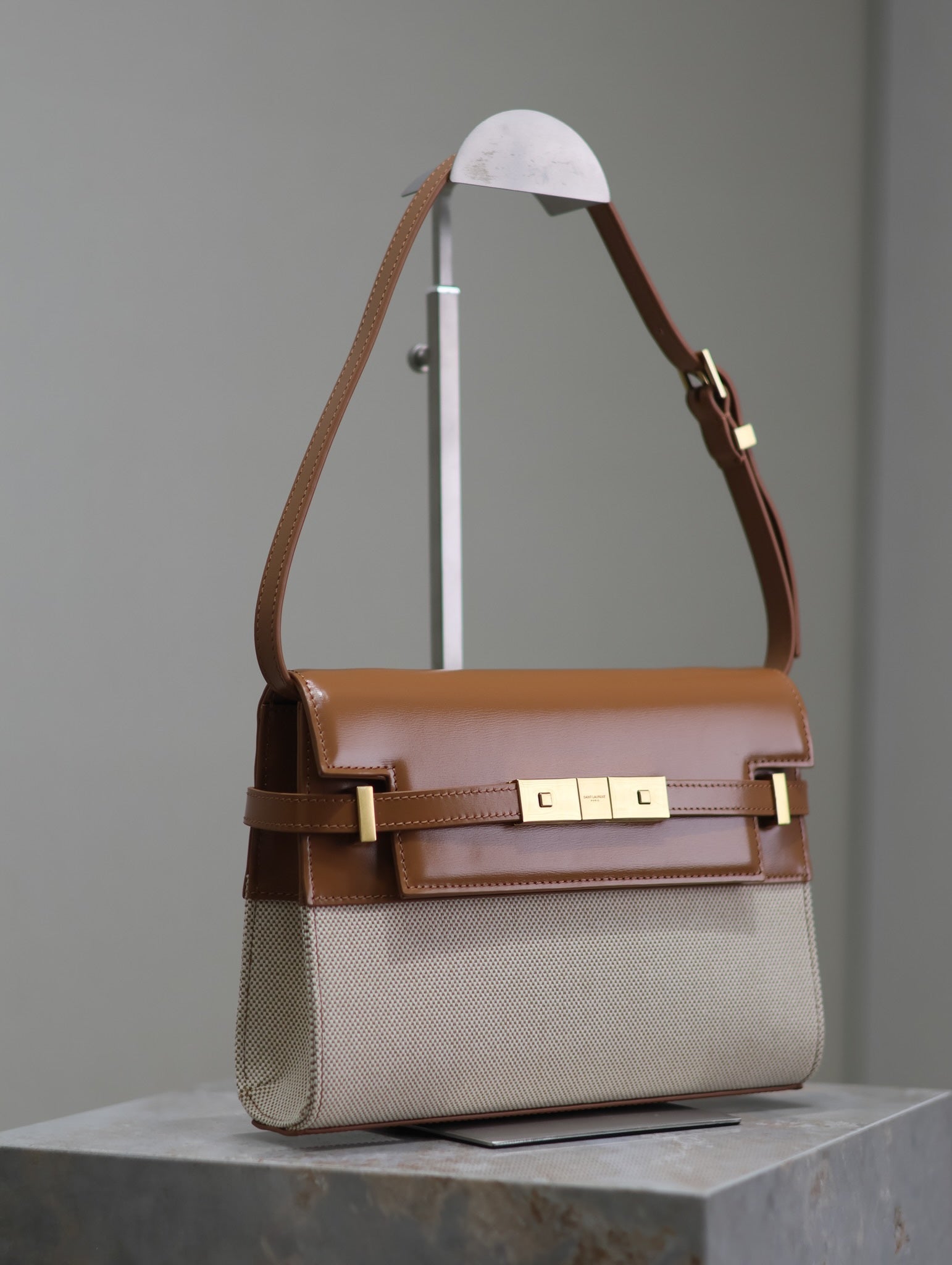 MANHATTAN SMALL 24 IN WHITE CANVAS AND BROWN CALFSKIN GOLD HARDWARE mysite