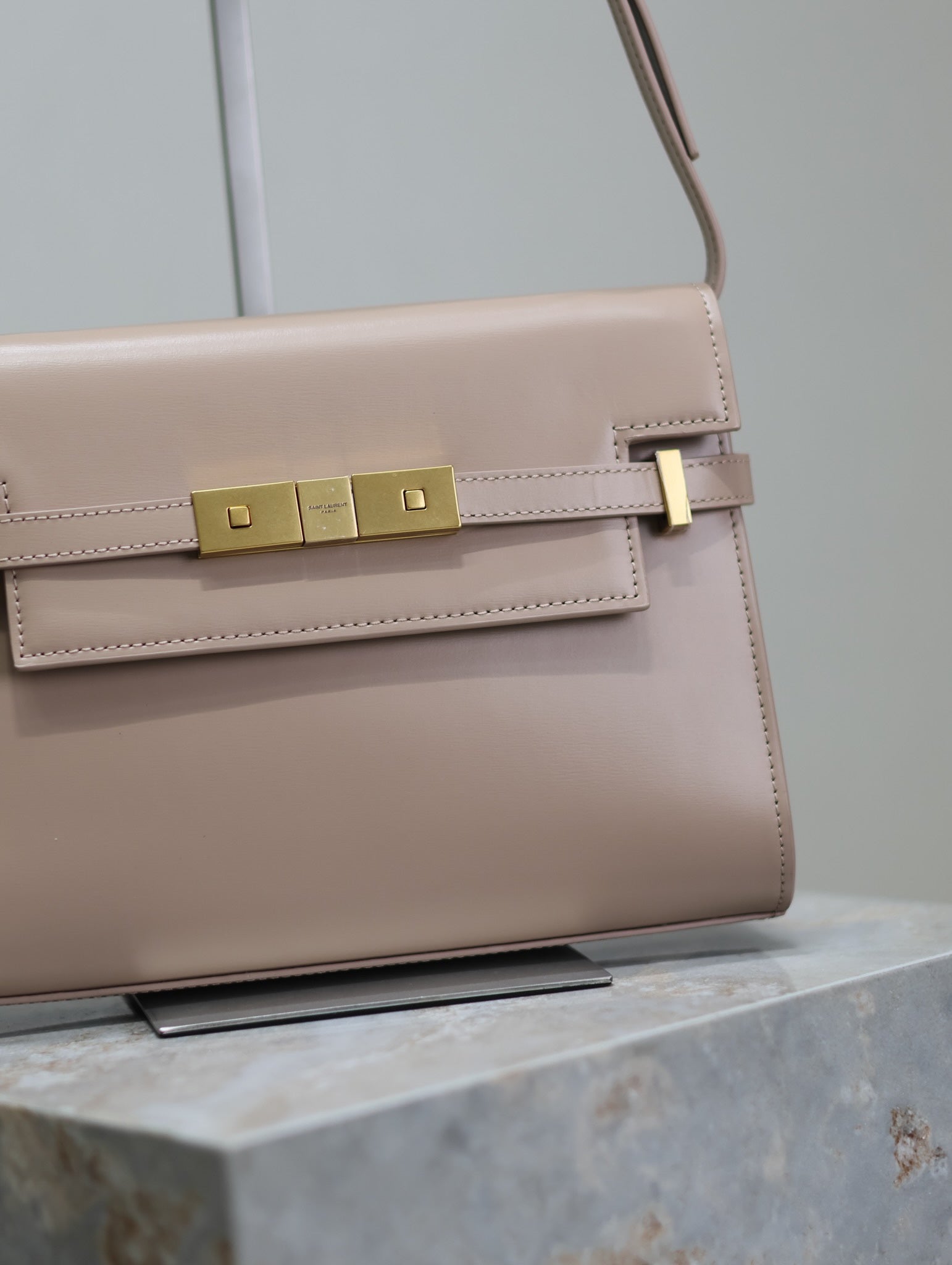 MANHATTAN SMALL 24 IN DARK BEIGE SMOOTH LAMBSKIN GOLD HARDWARE mysite