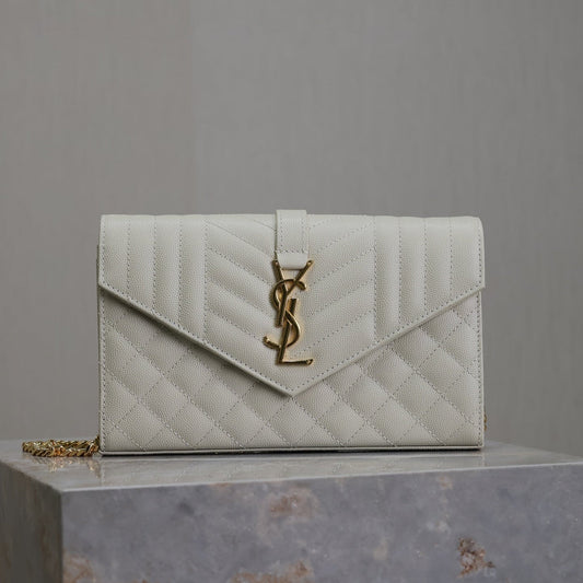 ENVELOPE CHAIN BAG 22 IN WHITE LAMBSKIN GOLD HARDWARE mysite
