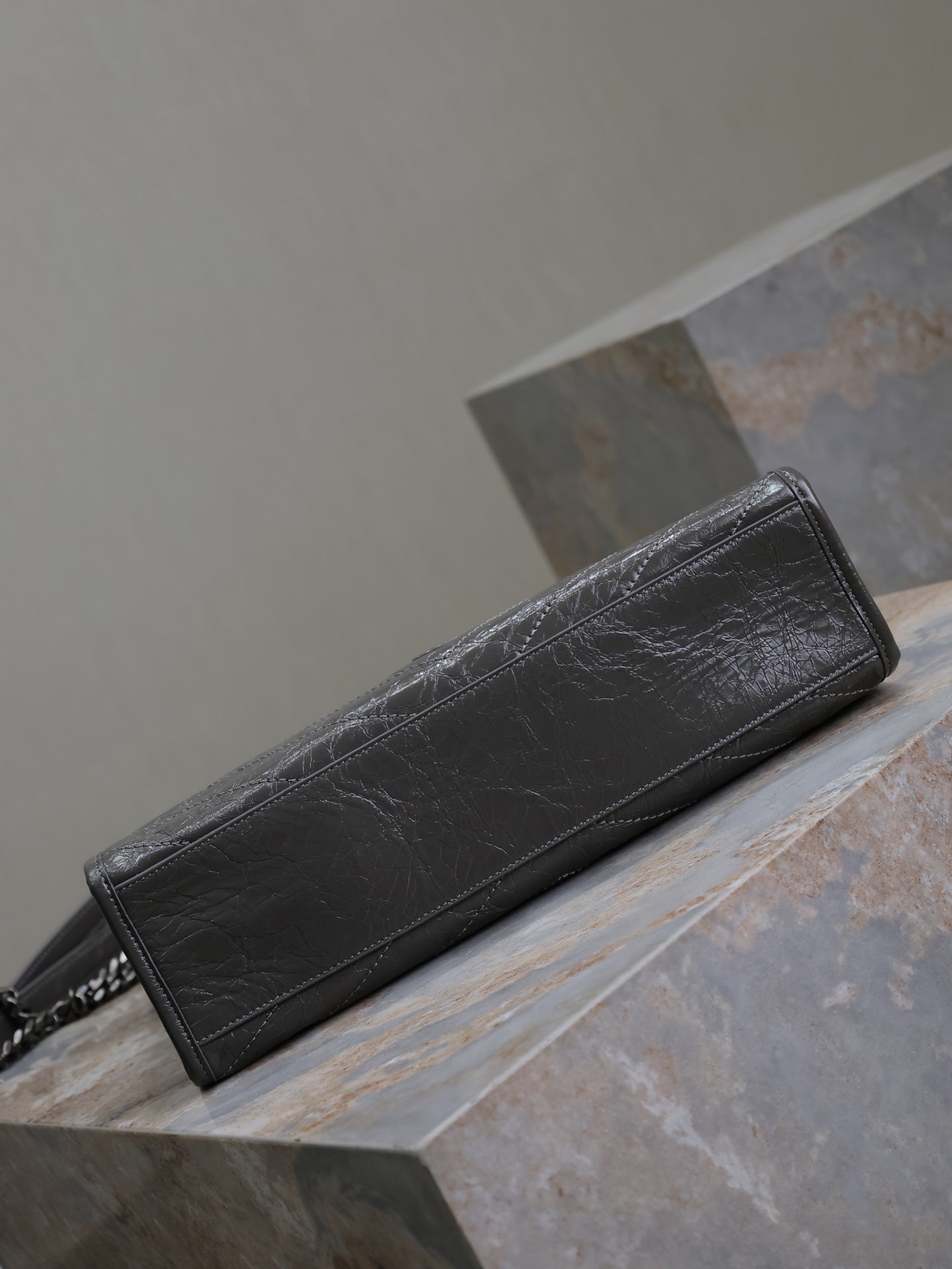 NIKI SHOPPING BAG 33 IN GRAY CRUMPLED CALFSKIN mysite