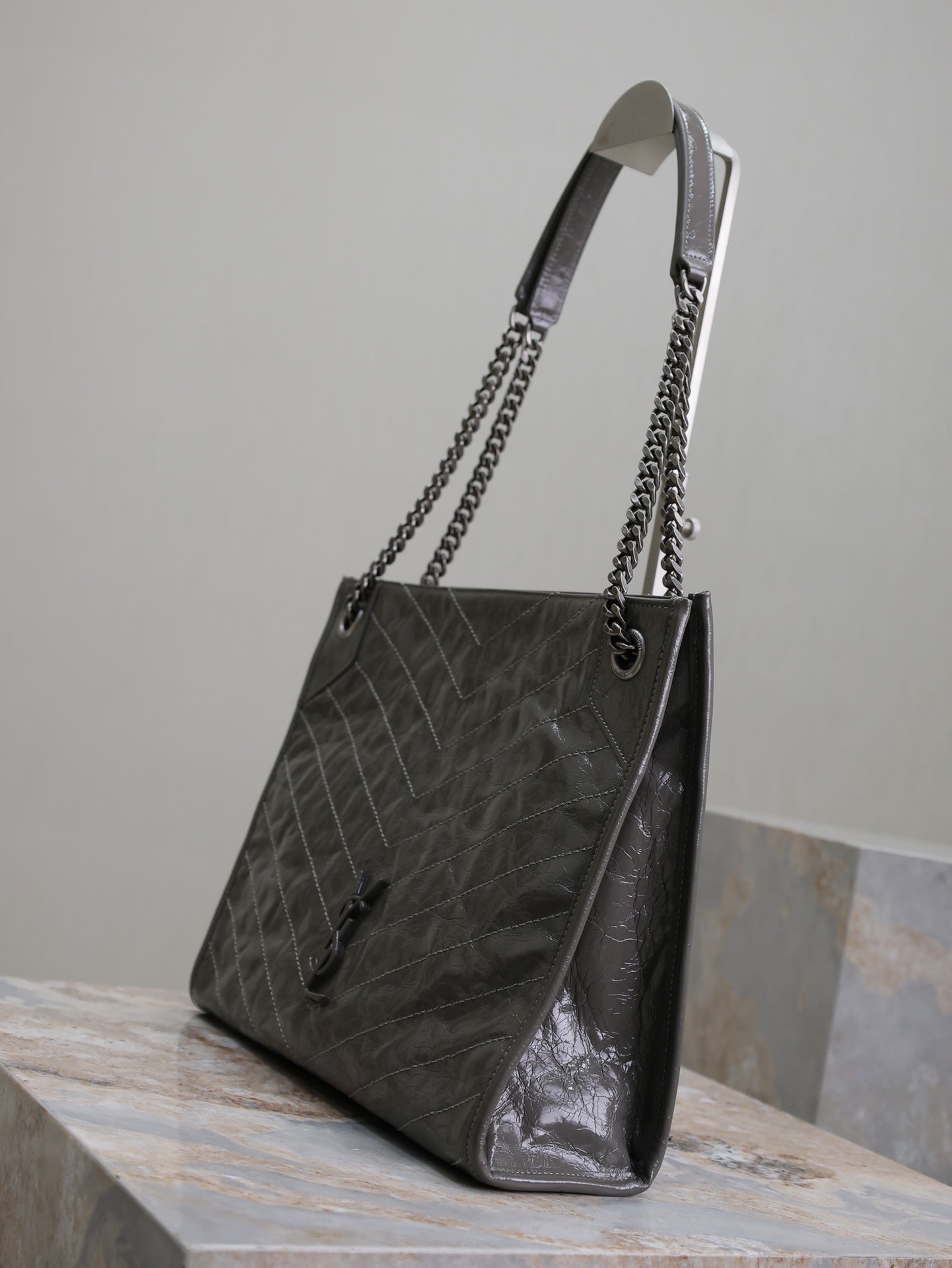 NIKI SHOPPING BAG 33 IN GRAY CRUMPLED CALFSKIN mysite