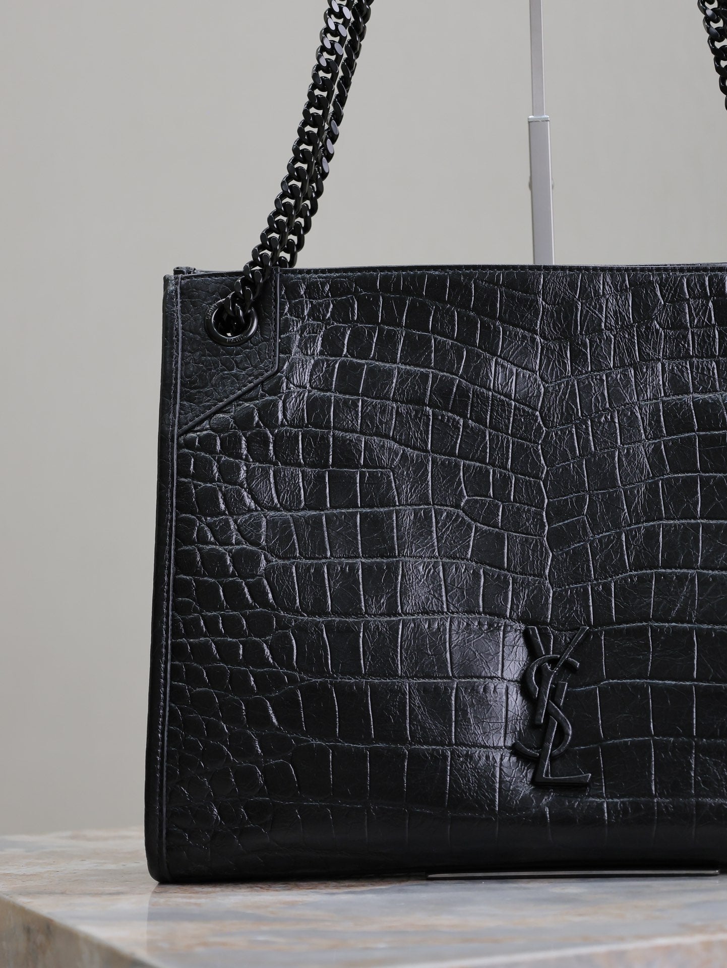 NIKI SHOPPING BAG 33 IN BLACK CROCODILE-EMBOSSED CALFSKIN mysite