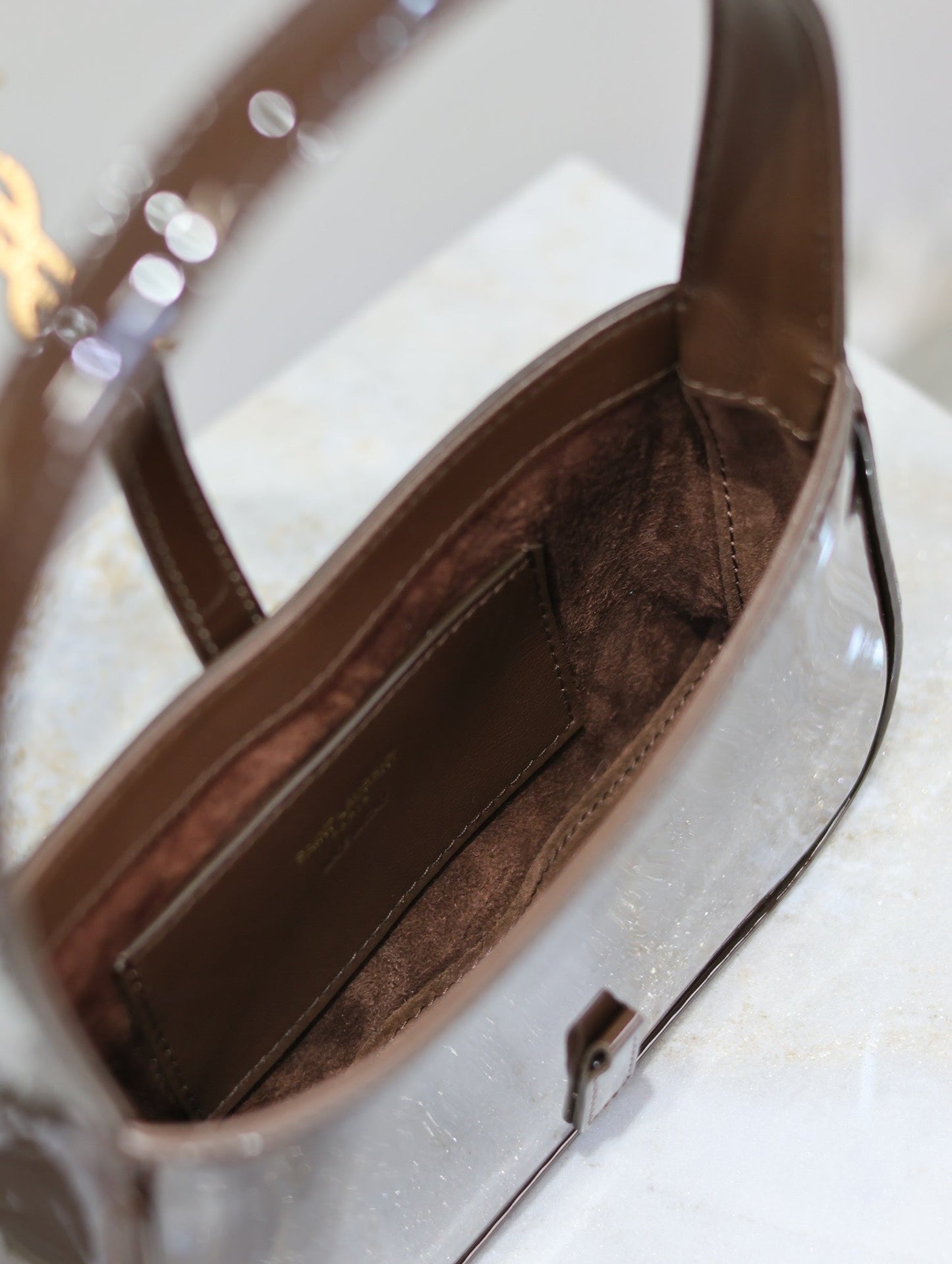 LE 5 À 7 MINI BAG 19 IN CHOCOLATE PATENT CALFSKIN GOLD LOGO mysite