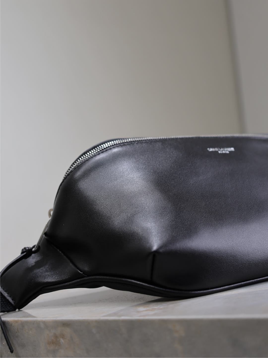 Prada Classic Belt Bag 26cm Black Lambskin mysite