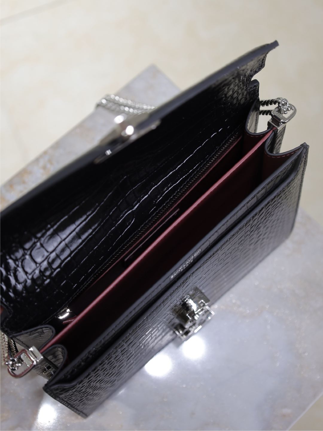 CASSANDRA CHAIN BAG 22 IN BLACK CROCODILE PATTERN CALFSKIN SILVER HARDWARE mysite