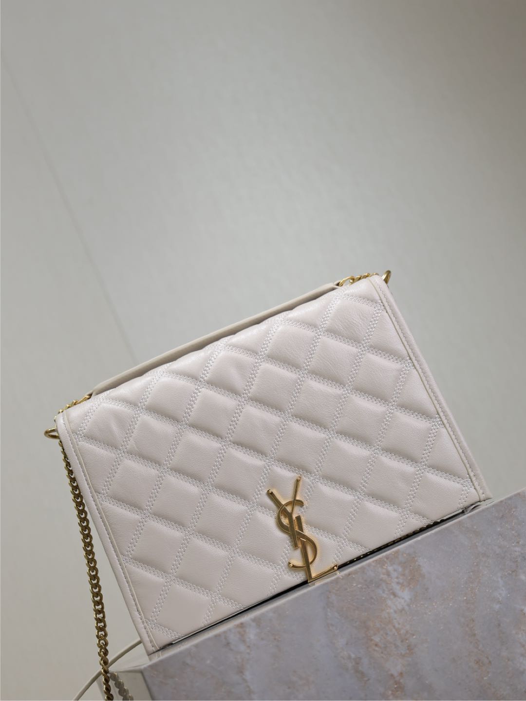 BECKY 26 IN WHITE QUILTED LAMBSKIN GOLD HARDWARE mysite