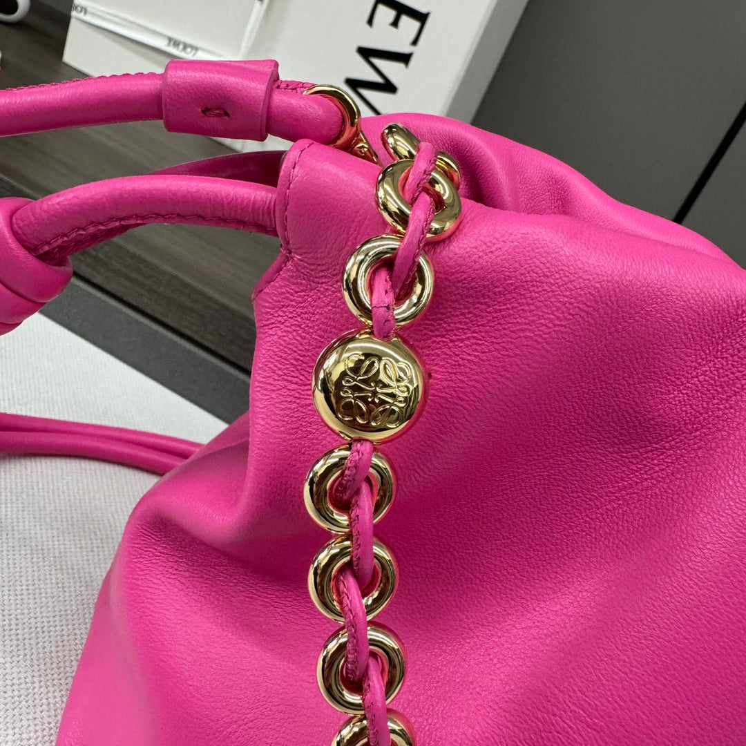 LOE MEDIUM 30 FLAMENCO PURSE BUCKET IN FUSICA PINK LAMBSKIN mysite