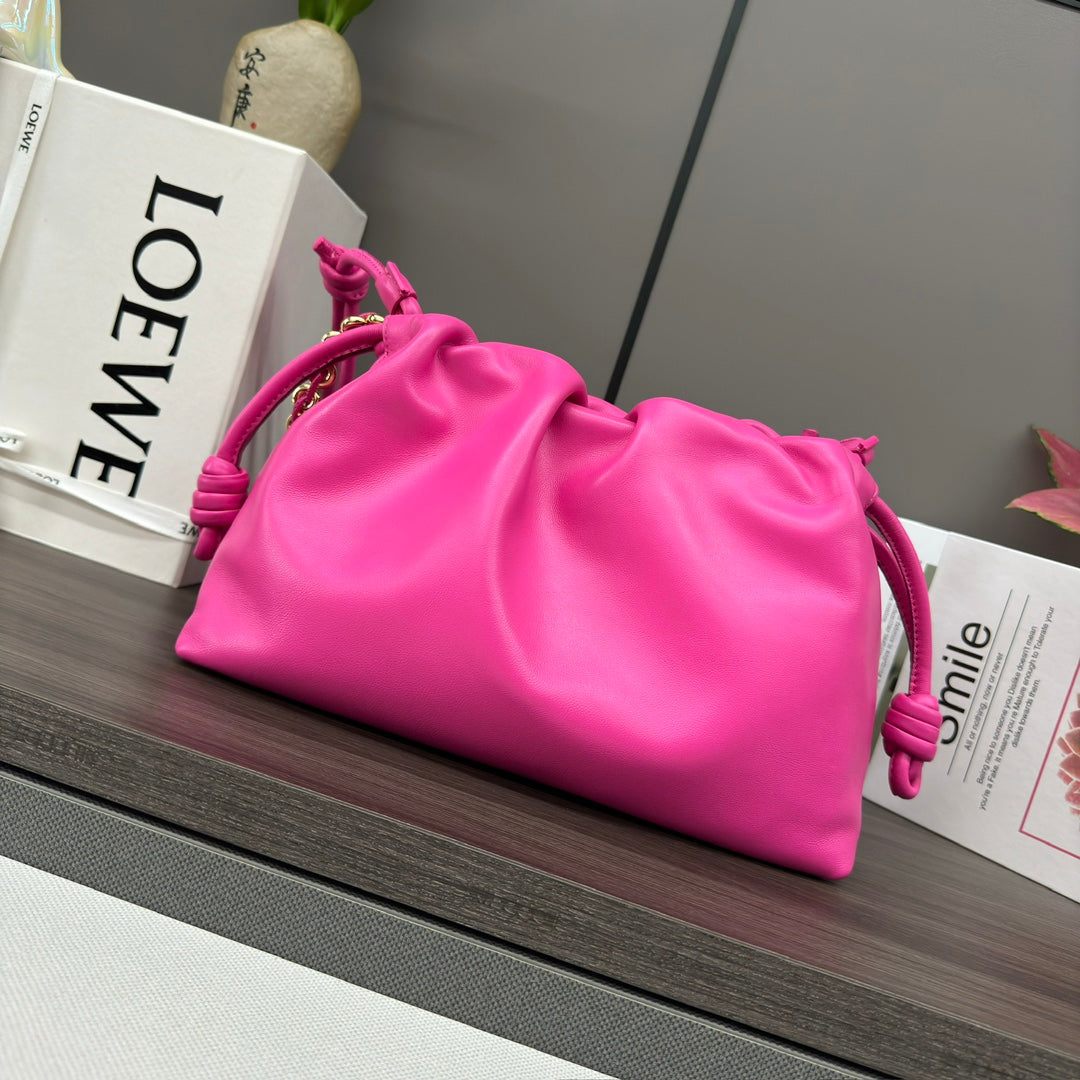 LOE MEDIUM 30 FLAMENCO PURSE BUCKET IN FUSICA PINK LAMBSKIN mysite