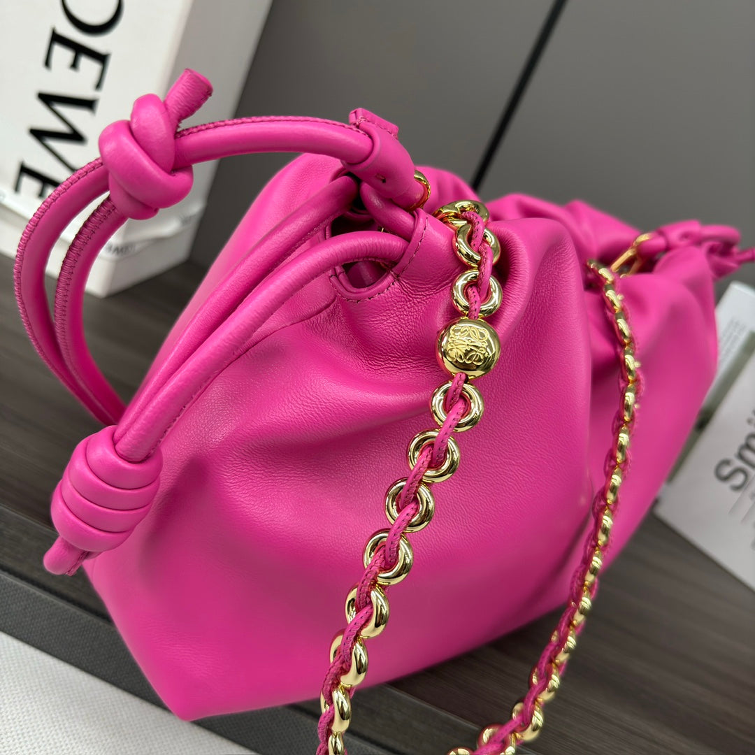 LOE MEDIUM 30 FLAMENCO PURSE BUCKET IN FUSICA PINK LAMBSKIN mysite