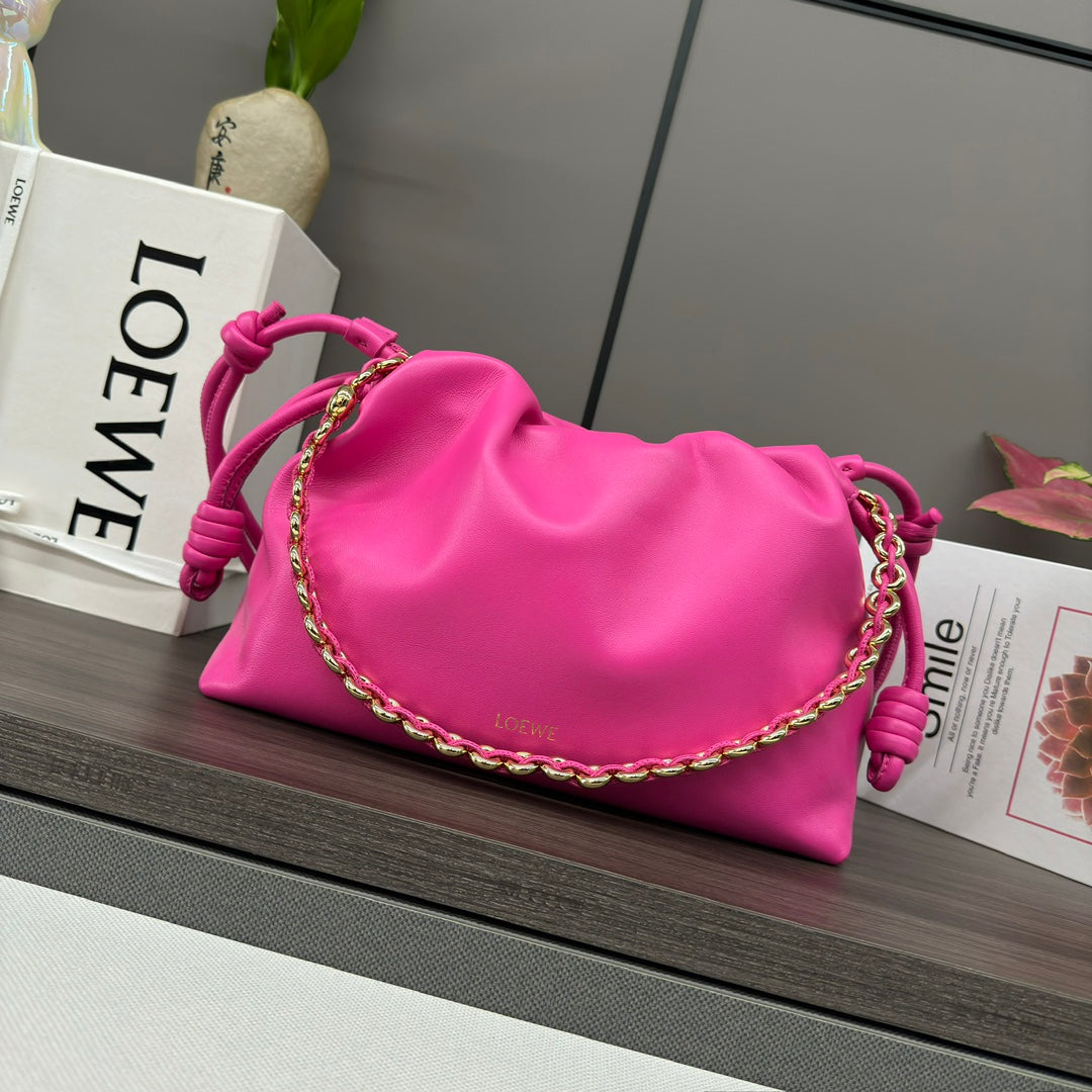 LOE MEDIUM 30 FLAMENCO PURSE BUCKET IN FUSICA PINK LAMBSKIN mysite