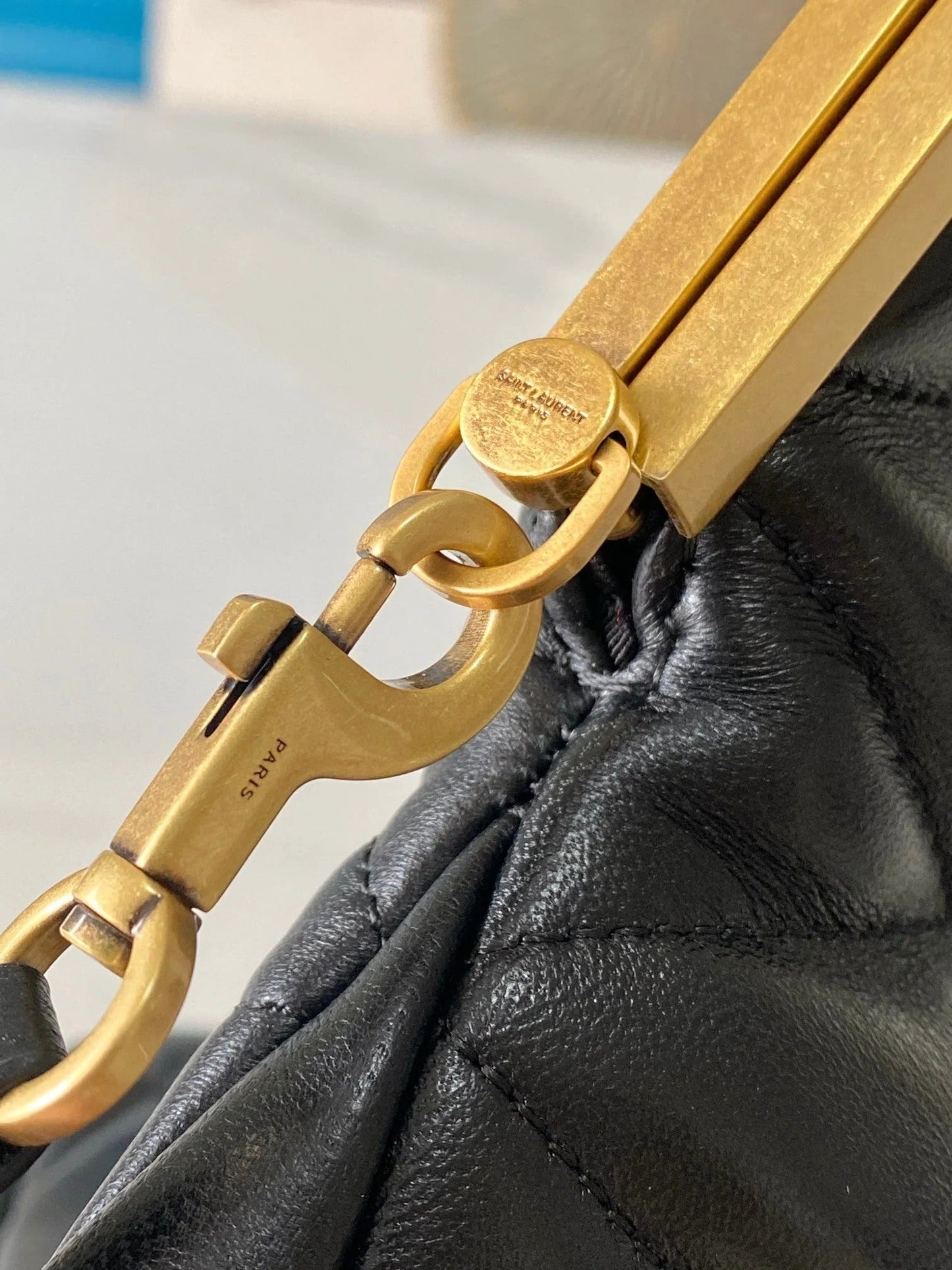 26 BLACK SHEEPSKIN WITH GOLD BUCKLE BAG mysite