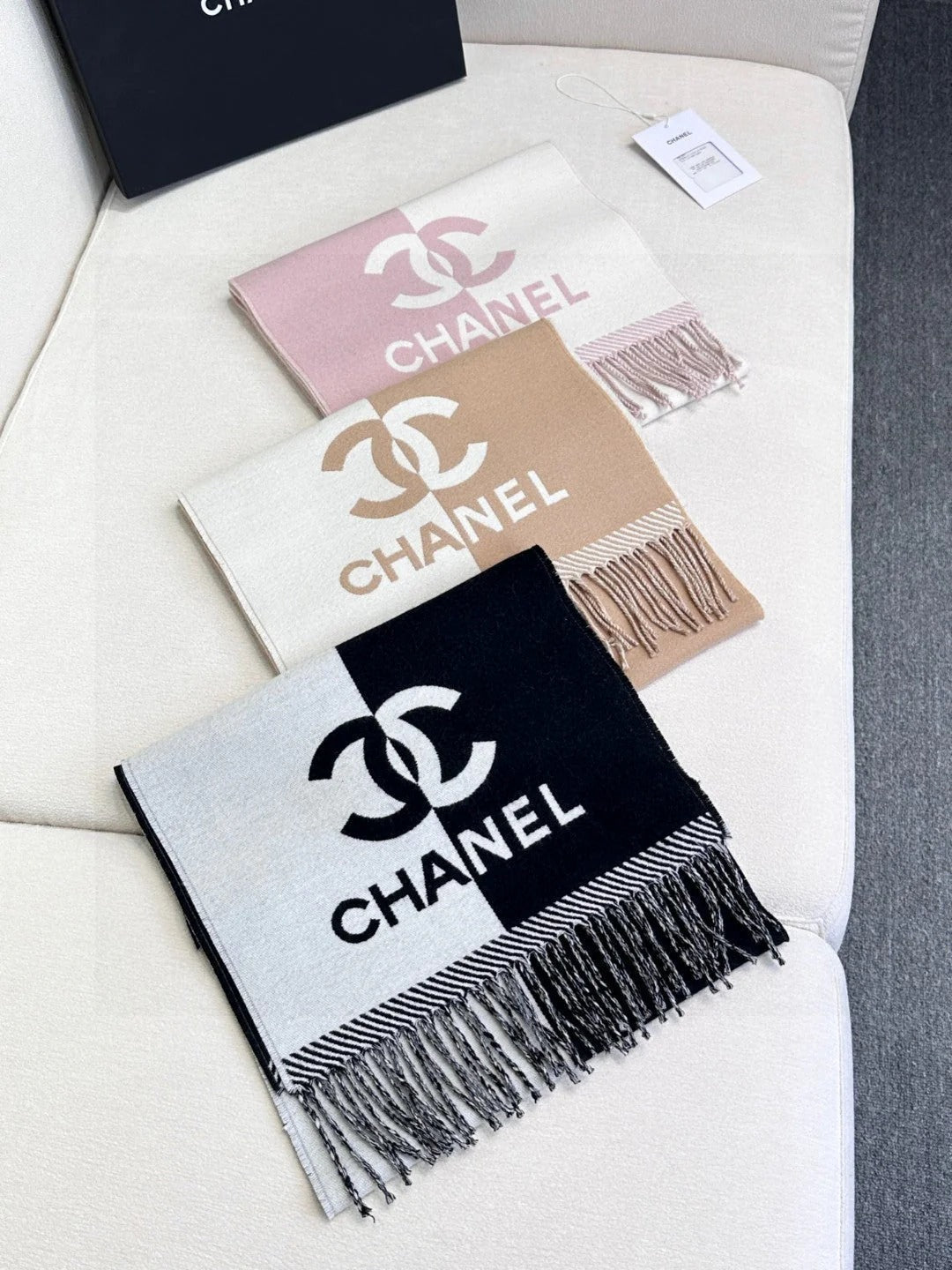 CHANEL 25S SCARF 184 IN MERINO WOOL 727323 mysite
