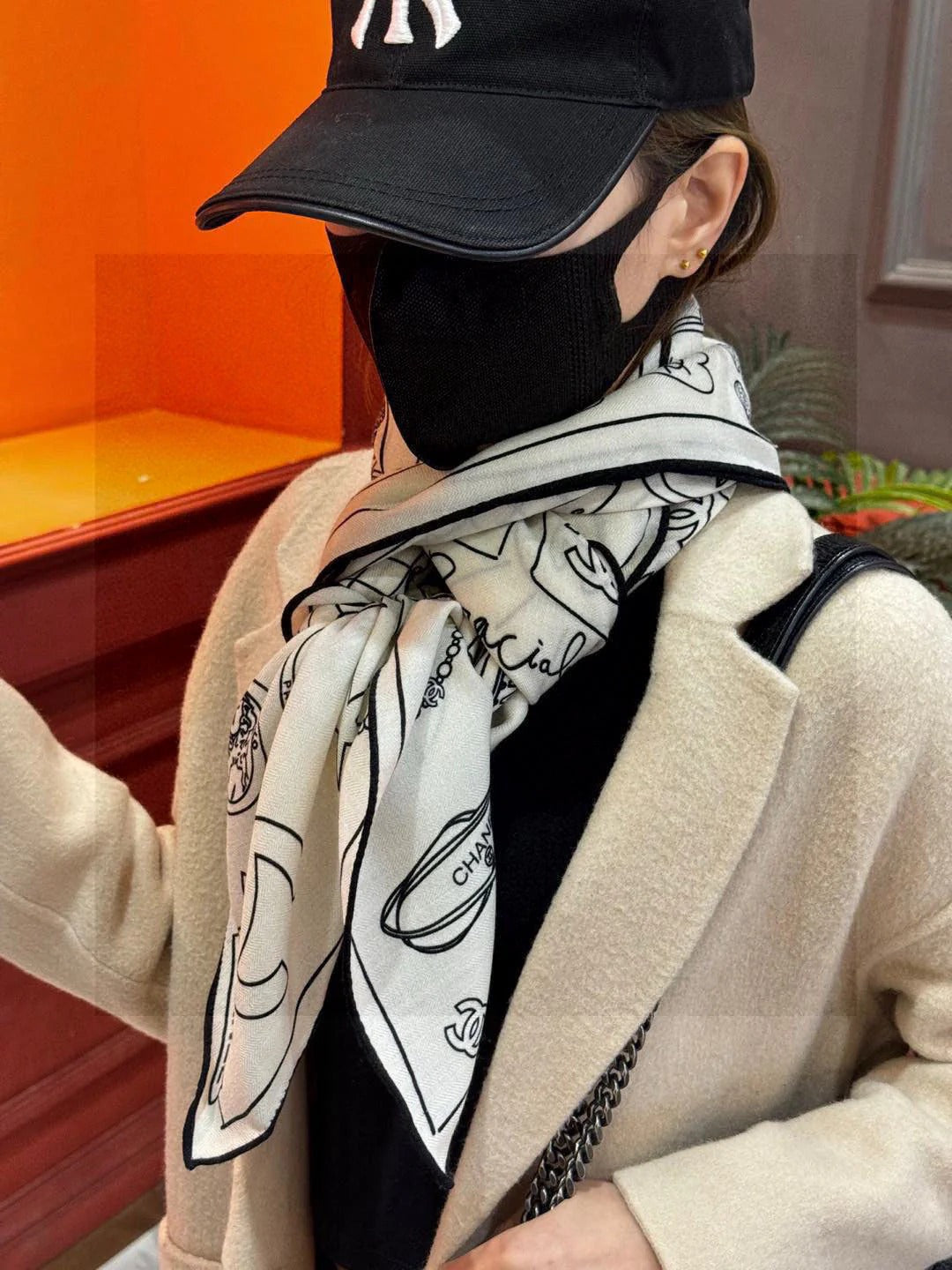 CHANEL 25S SCARF 140 IN SILK 735810 mysite