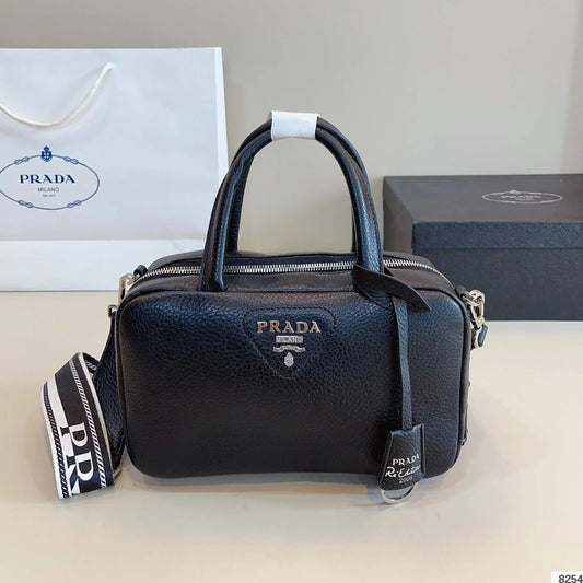 CLASSIC BOSTON BAG 25 IN BLACK GRAINED CALFSKIN mysite