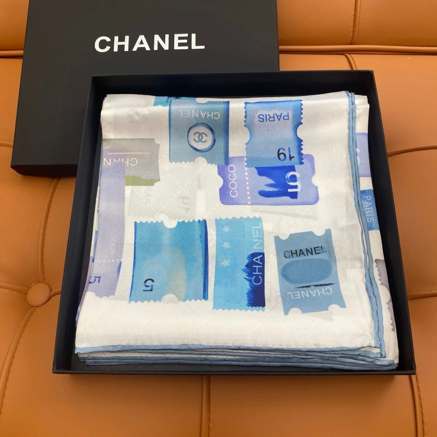 CHANEL 25S SCARF 90 IN SILK 703702 mysite