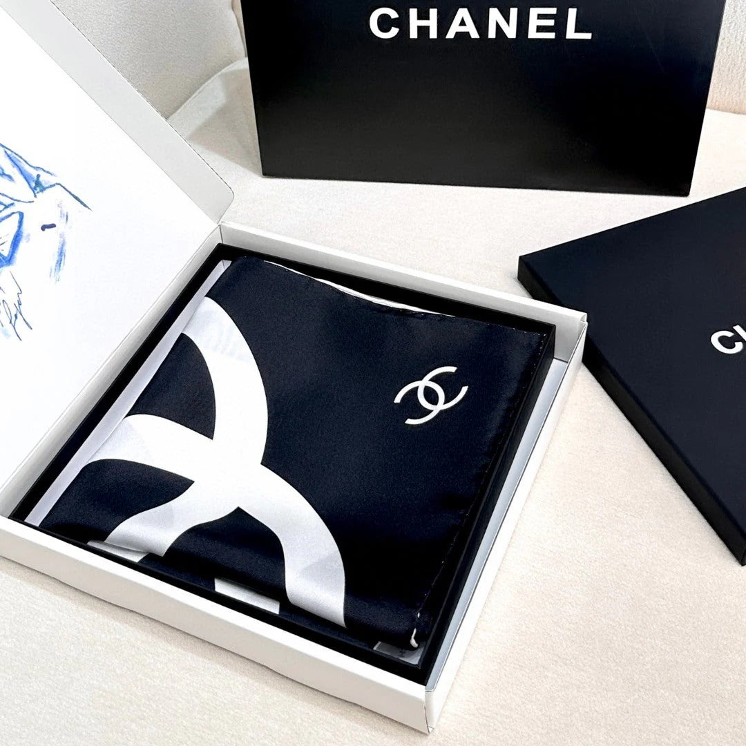 CHANEL 25S SCARF 90 IN SILK 643202 mysite