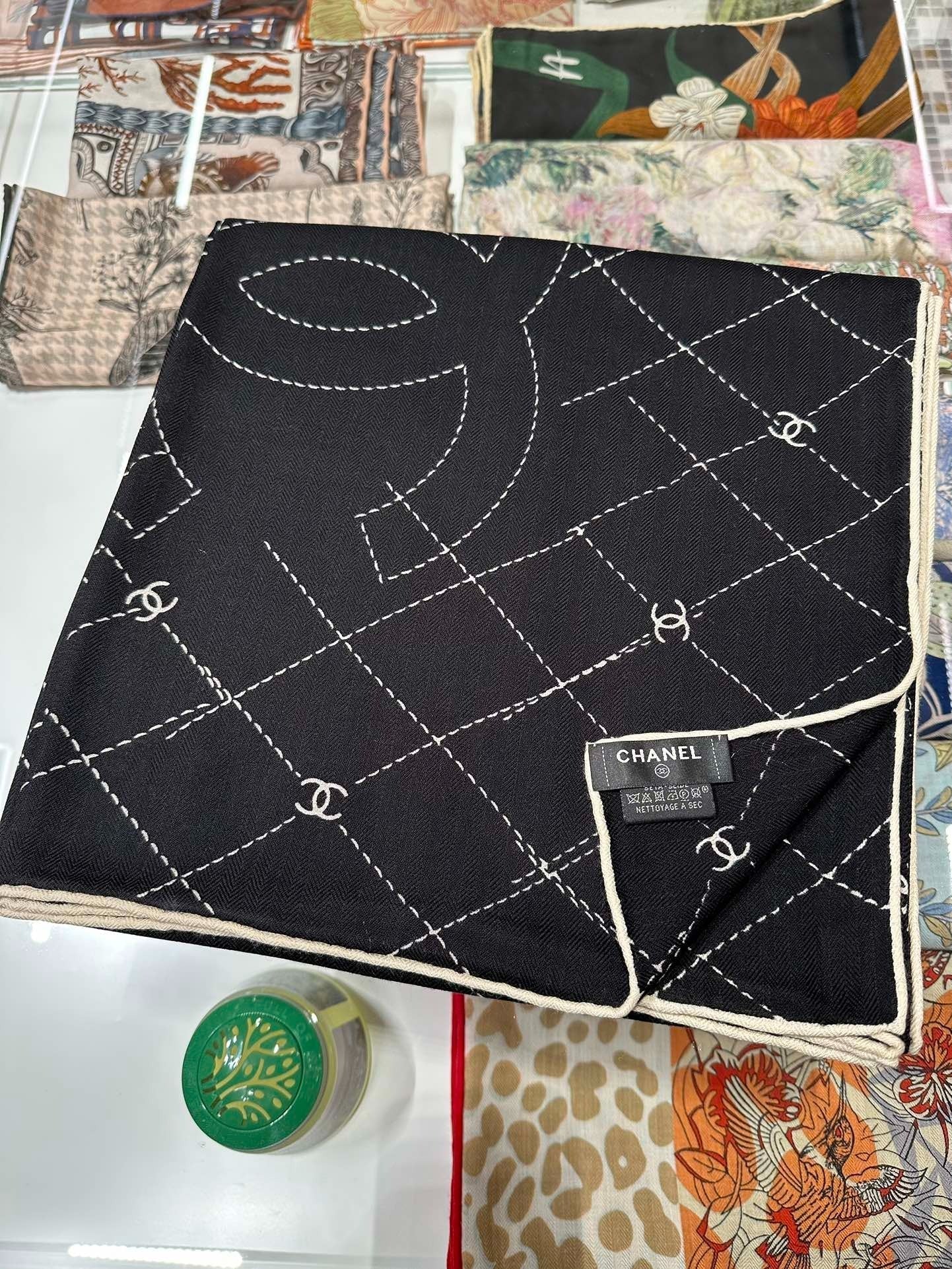 CHANEL 25S SCARF 140 IN SILK WOOL 726479 mysite