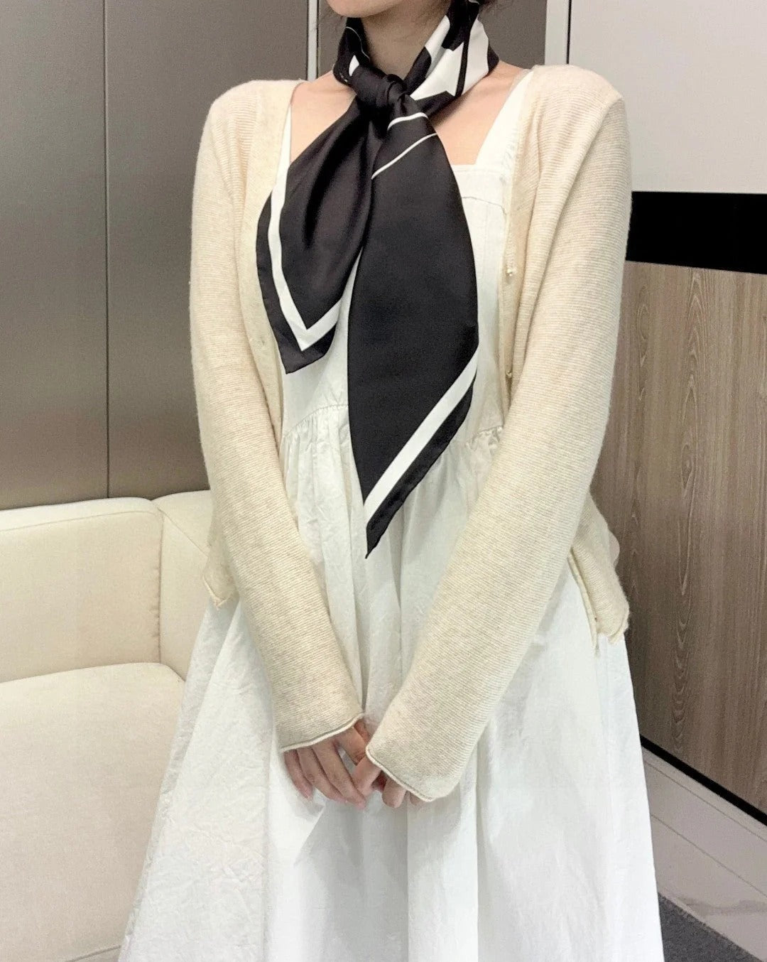 CHANEL 25S SCARF 90 IN SILK 732132 mysite