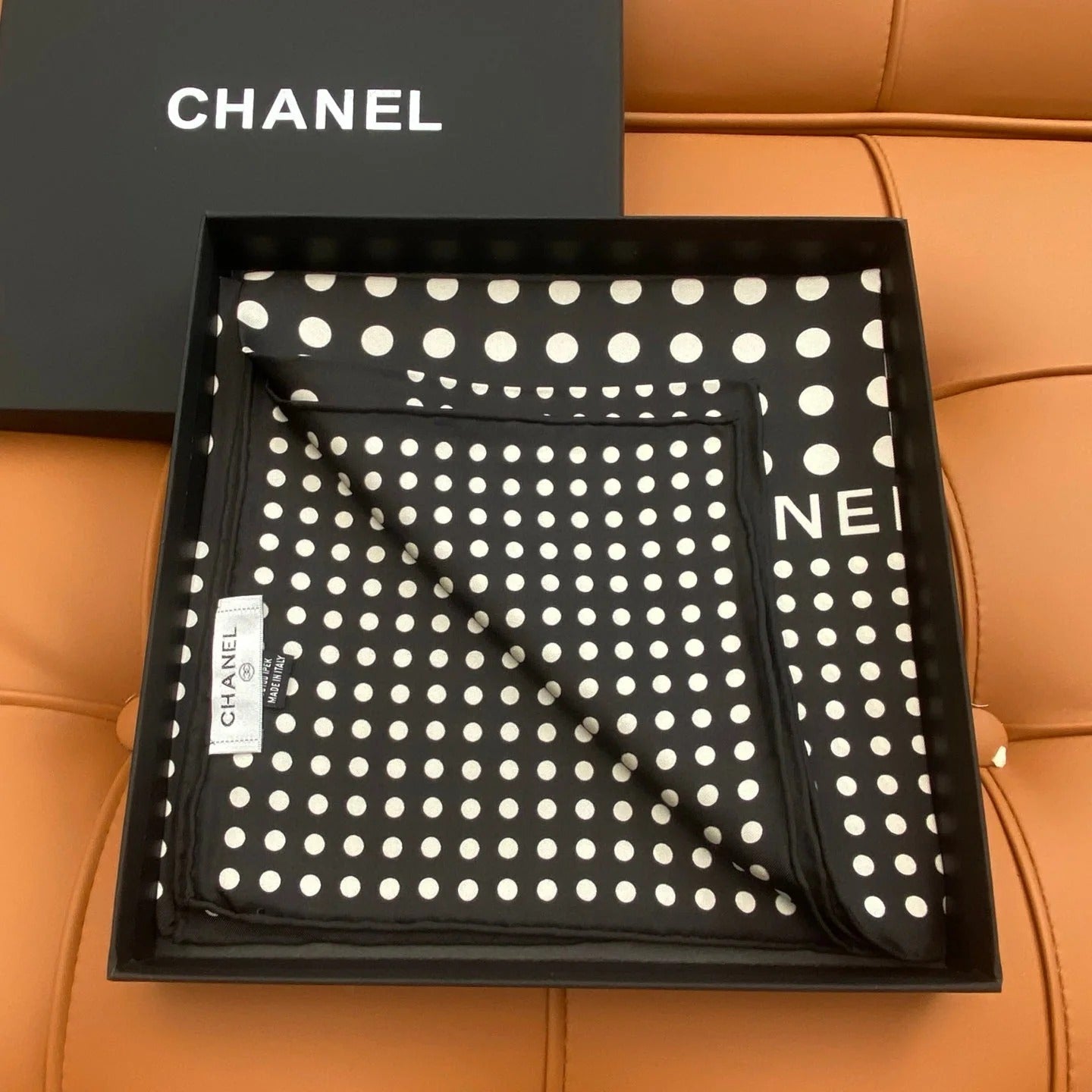 CHANEL 25S SCARF 90 IN SILK 703690 mysite