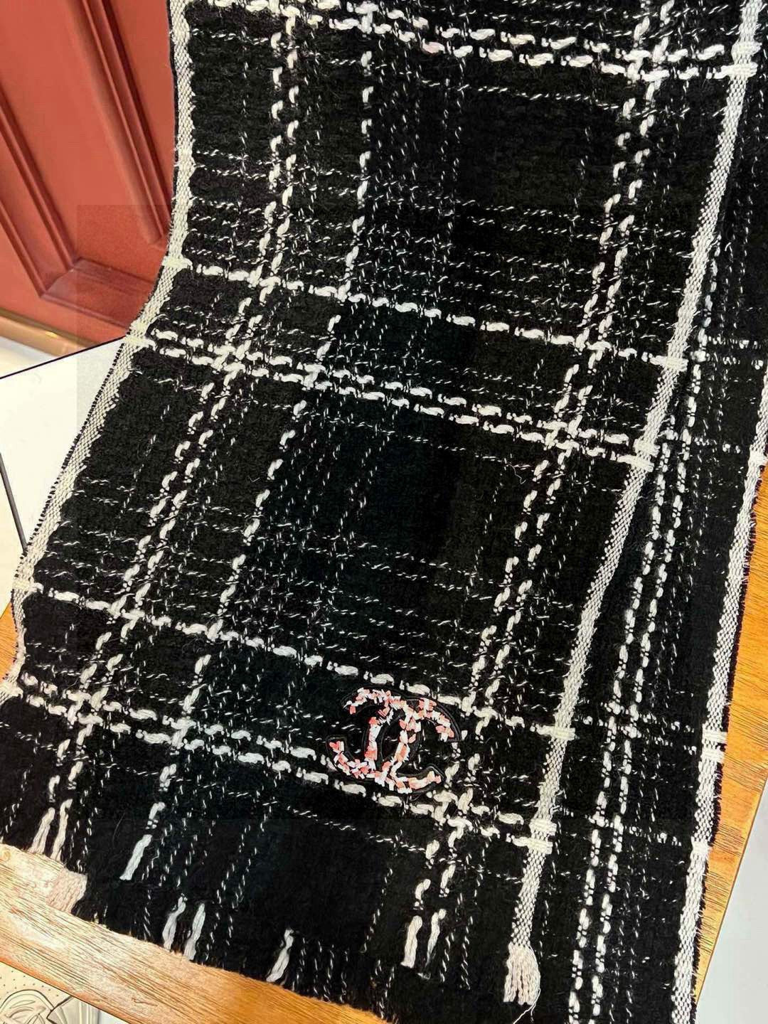 CHANEL 25S SCARF 185 IN CASHMERE 730560 mysite