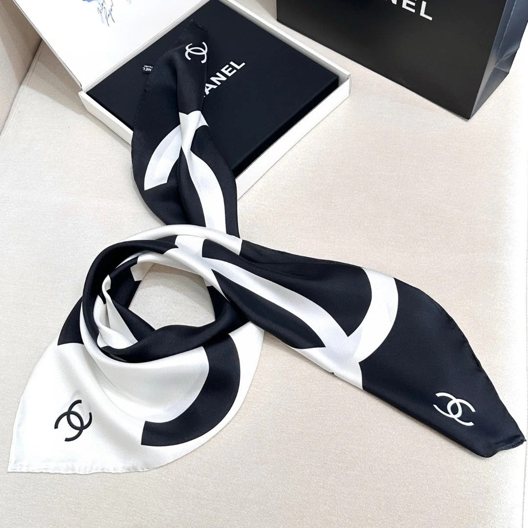 CHANEL 25S SCARF 90 IN SILK 643202 mysite