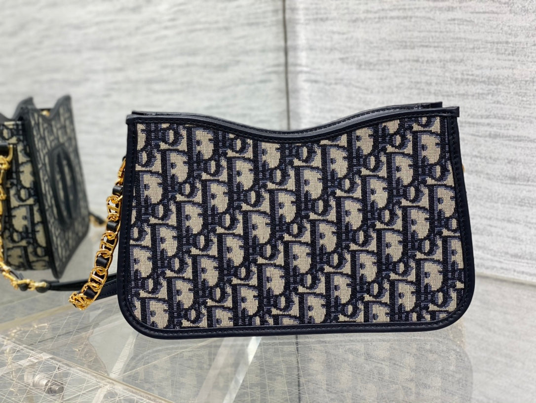 CD SIGNATURE HOBO 23.5CM BLUE OBLIQUE EMBROIDERY mysite