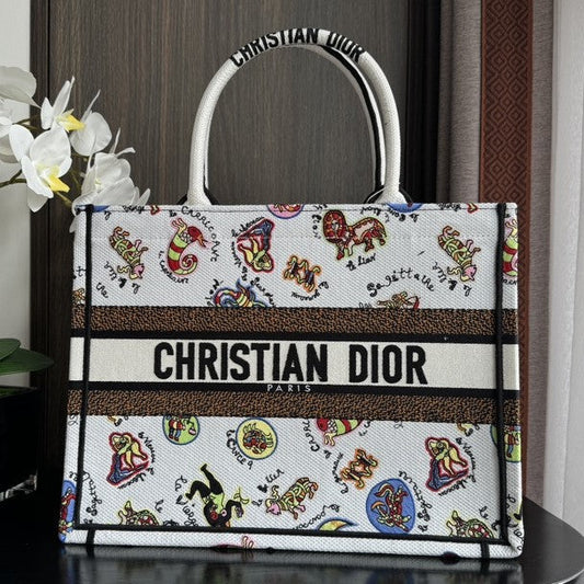 Medium CD Book Tote 36cm White Multicolor Dragon Zodiac Embroidery mysite