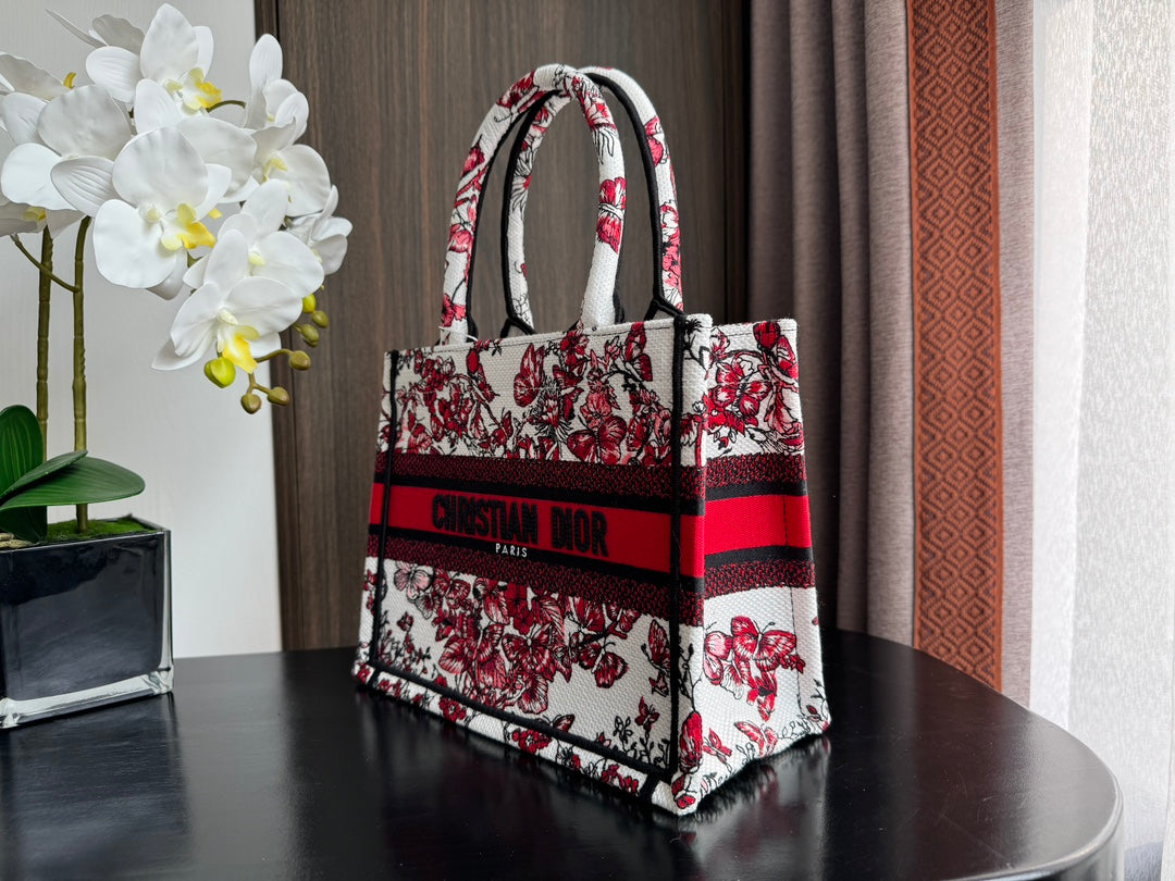 Small CD Book Tote 26.5cm White and Red Heart Butterfly Embroidery mysite