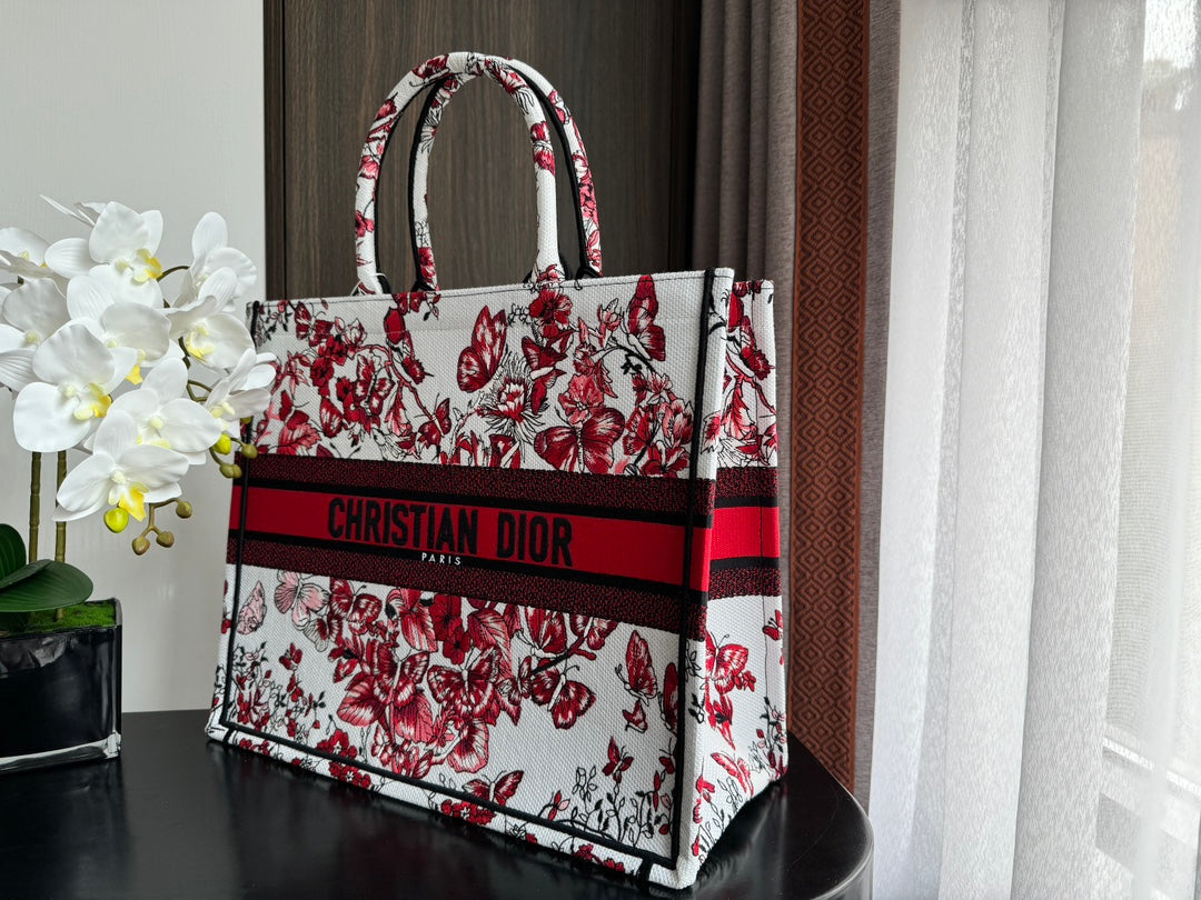 Large CD Book Tote 42cm White and Red Heart Butterfly Embroidery mysite